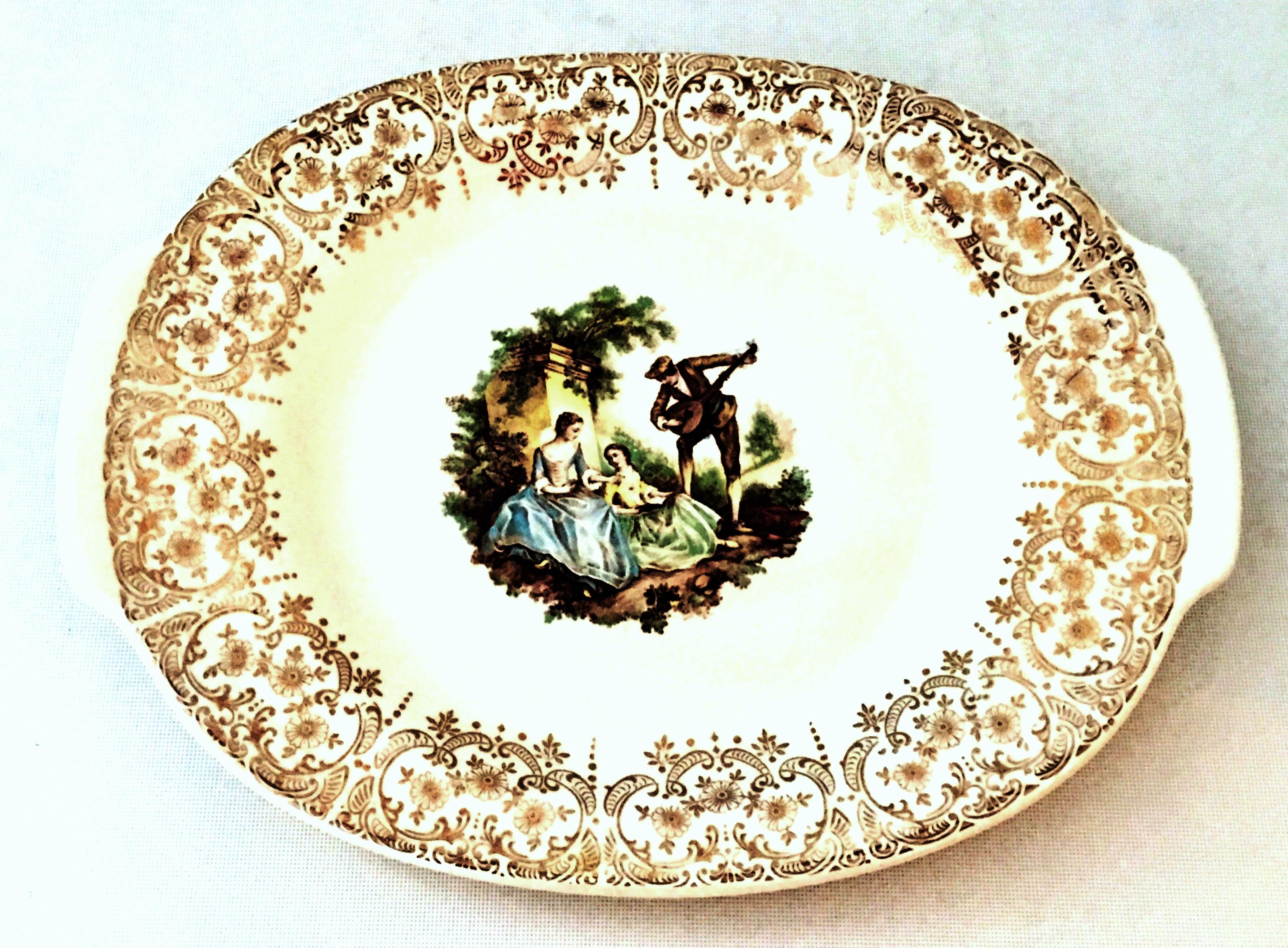 1940s American Limoges Ceramic and 22-Karat Gold Set of Three Serving Platters In Good Condition For Sale In West Palm Beach, FL
