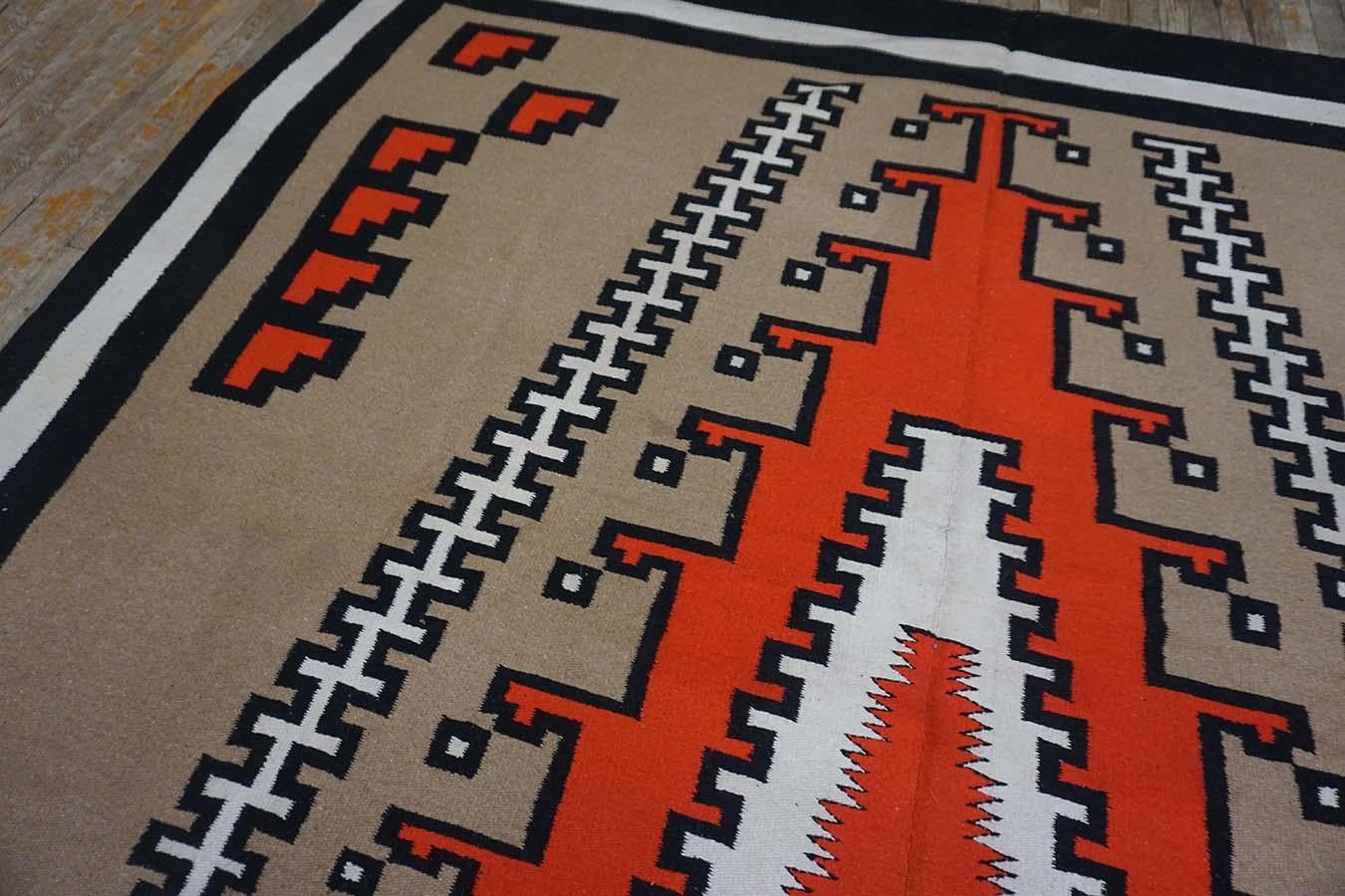 1940s American Navajo Carpet ( 9' x 12' - 275 x 365 ) In Good Condition For Sale In New York, NY