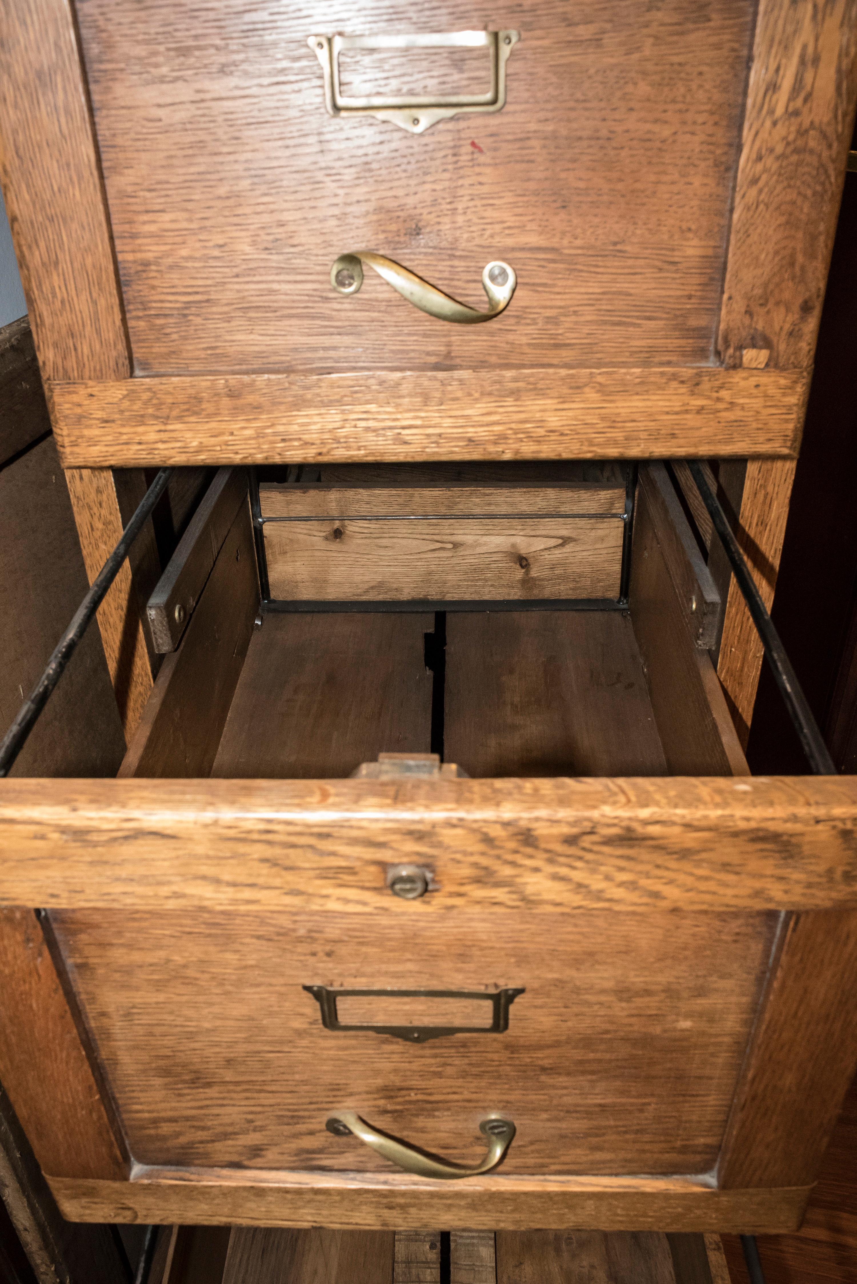 1940s American Oak Office Drawer with Cabinetmakers Label 3