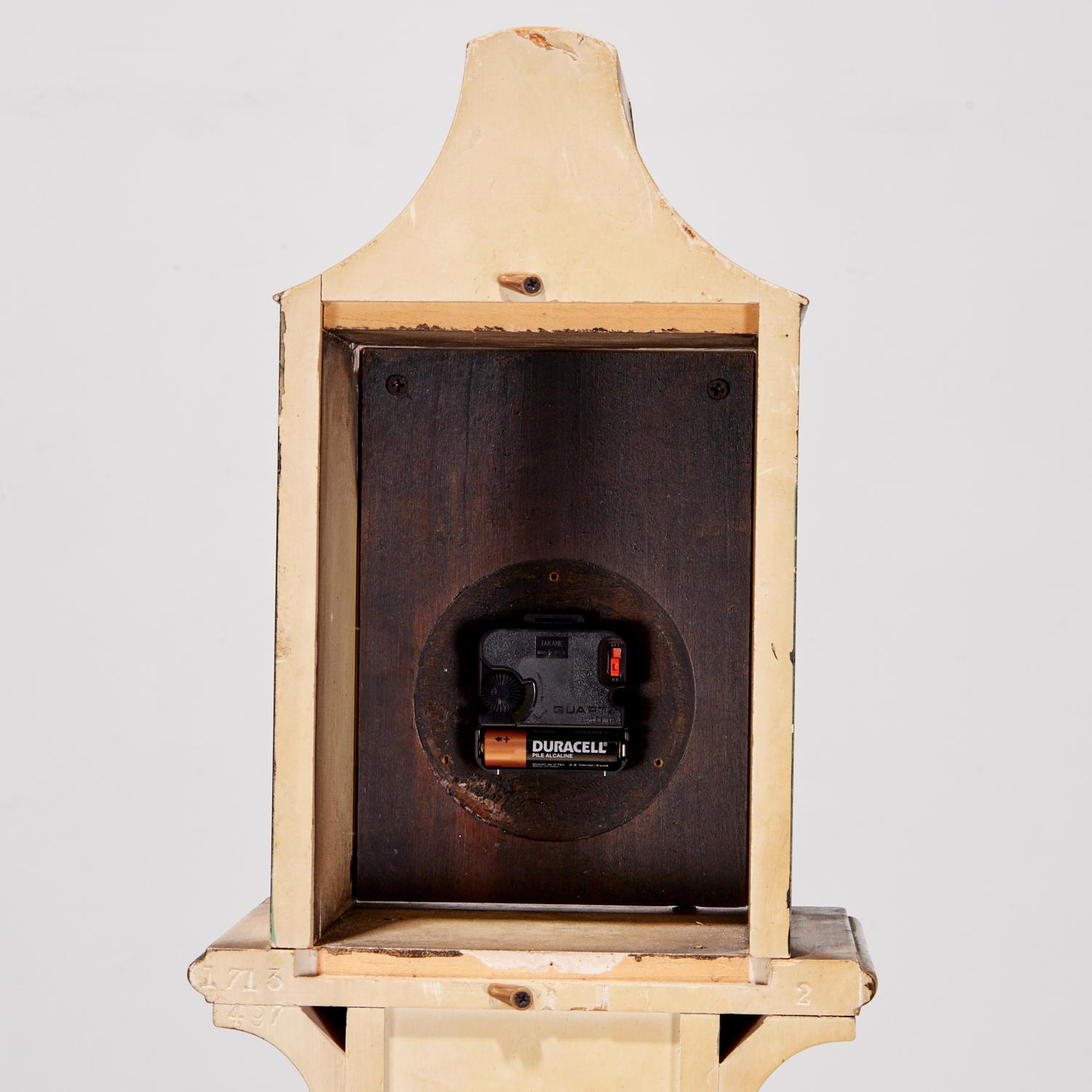 Reloj de la abuela/lápiz decorado con pintura americana de 1940 Madera en venta