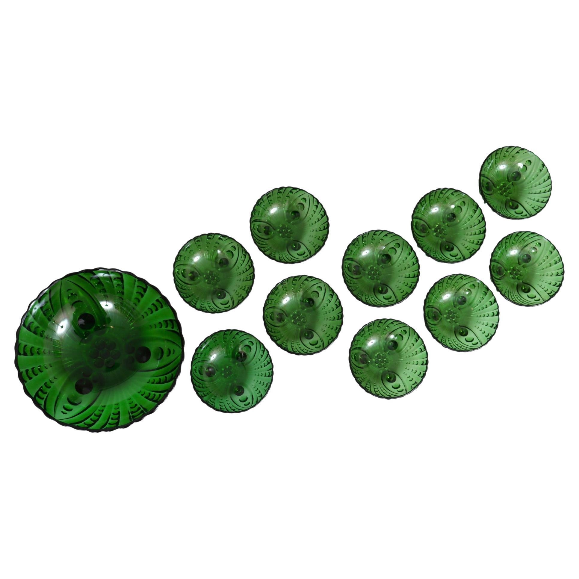 1940’s Anchor Hocking Emerald Green “Inspiration” Glass Bowls Set, 11pcs For Sale