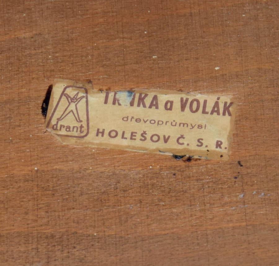 1940s Ancient serving Table by Drant Trnka and Volák Dřevoprůmysl Holešov For Sale 2