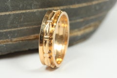 1940s Antique 5.1mm Wedding Band in 14K Rose Gold with Intricate Ribbon Design