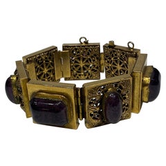 1940s Vintage Gold with Purple Cabs Bracelet