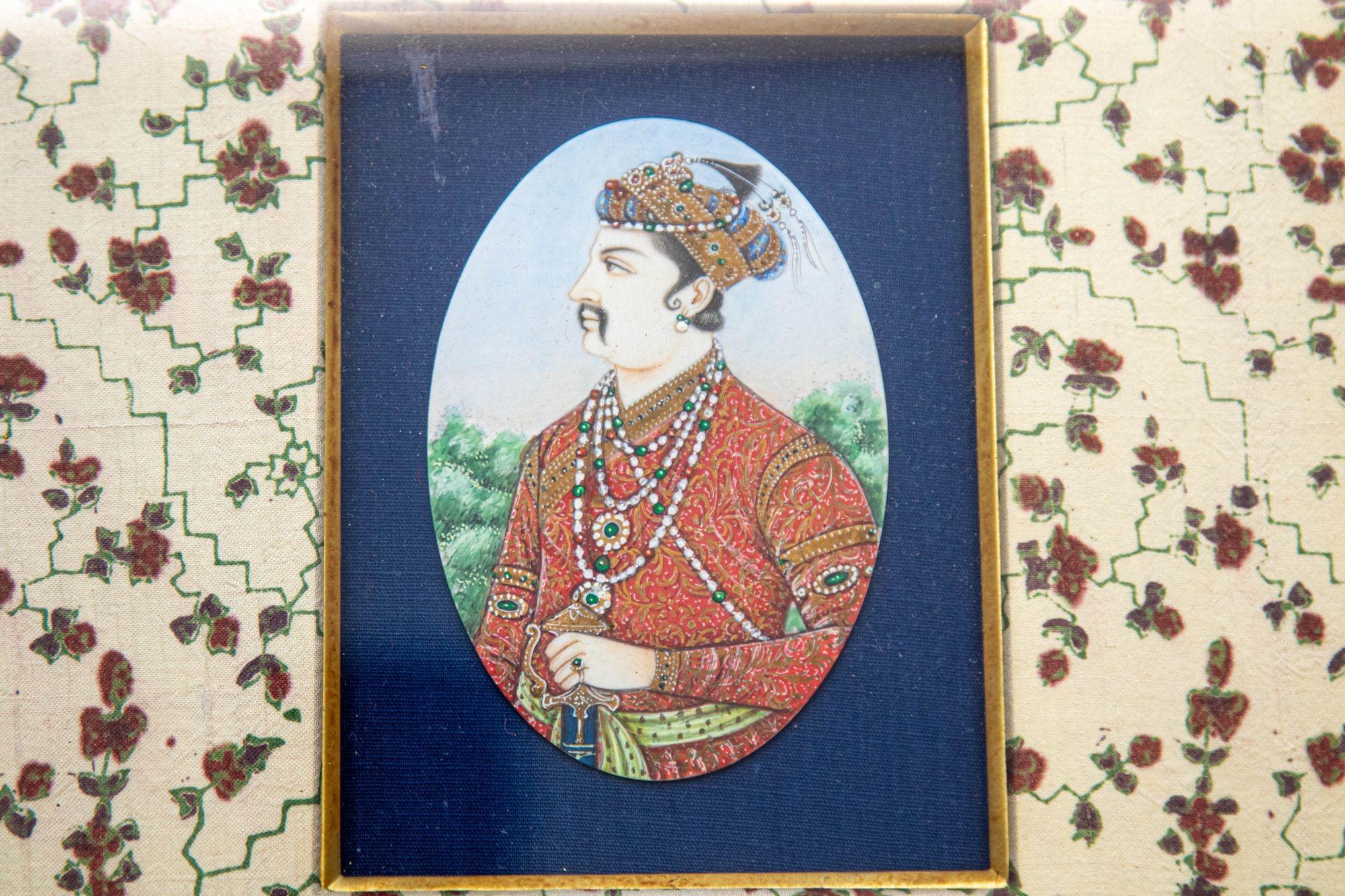 1940s Antique Mughal Miniature Paintings of Emperor Jahangir and Noor Jahan 7