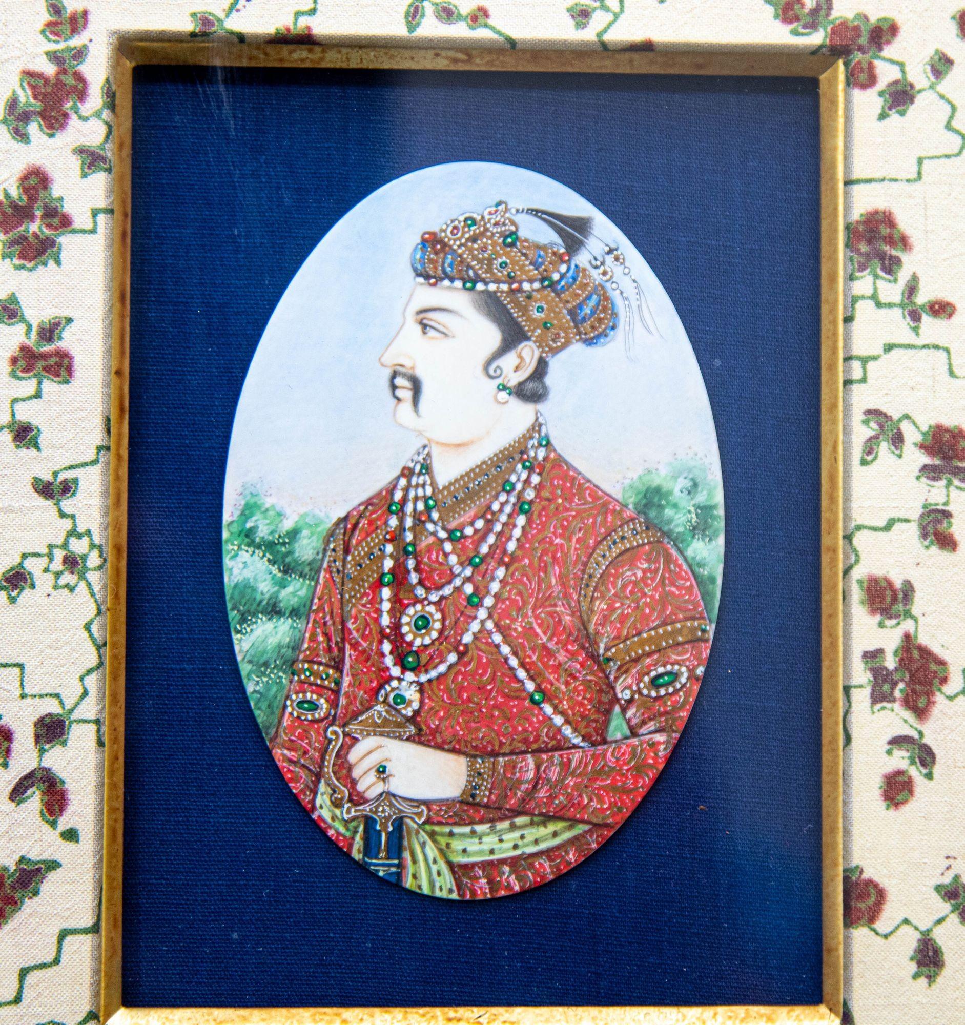 Hand-Crafted 1940s Antique Mughal Miniature Paintings of Emperor Jahangir and Noor Jahan