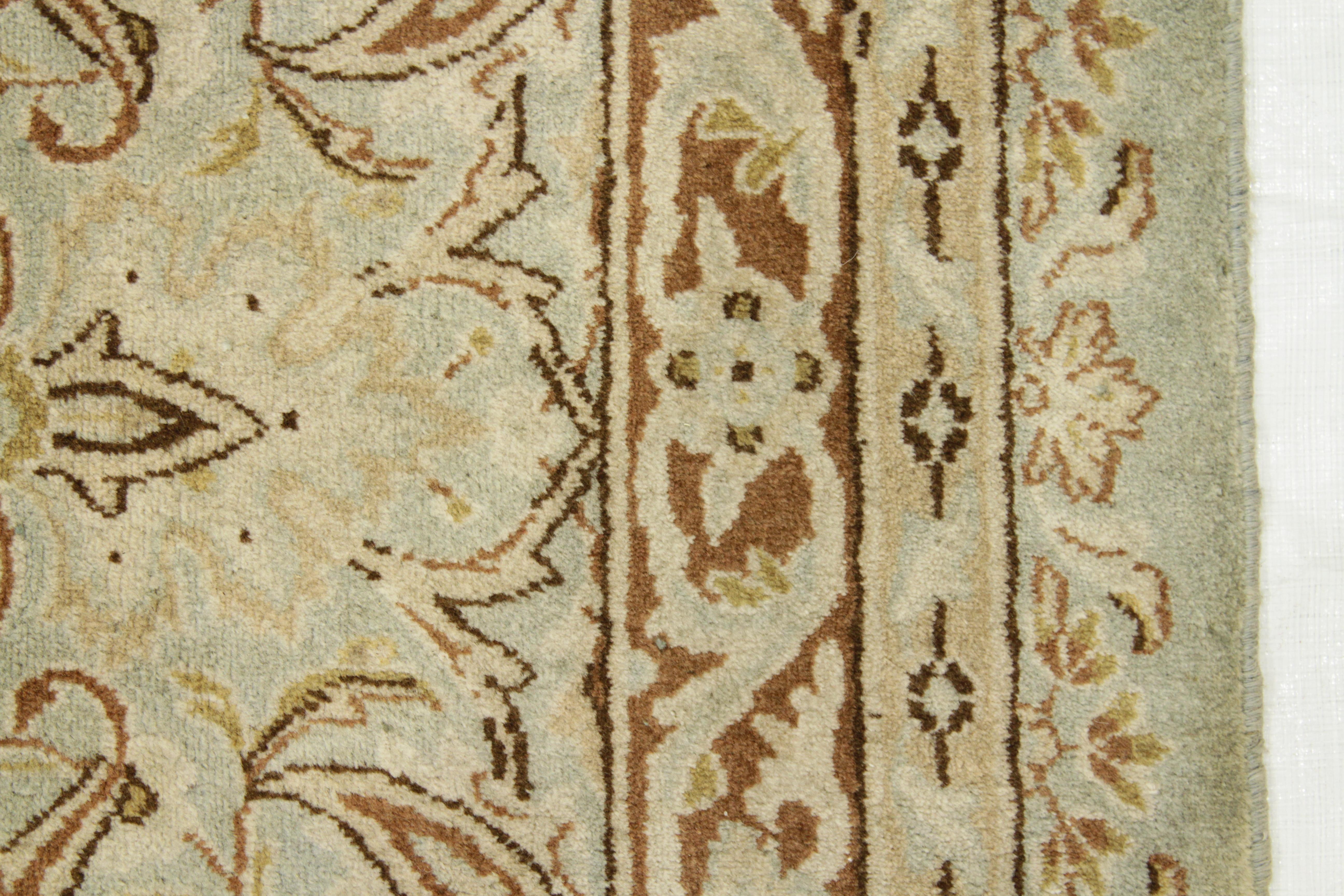 1940s Antique Persian Kerman Rug with Ivory and Brown Flower Details over Beige For Sale 4
