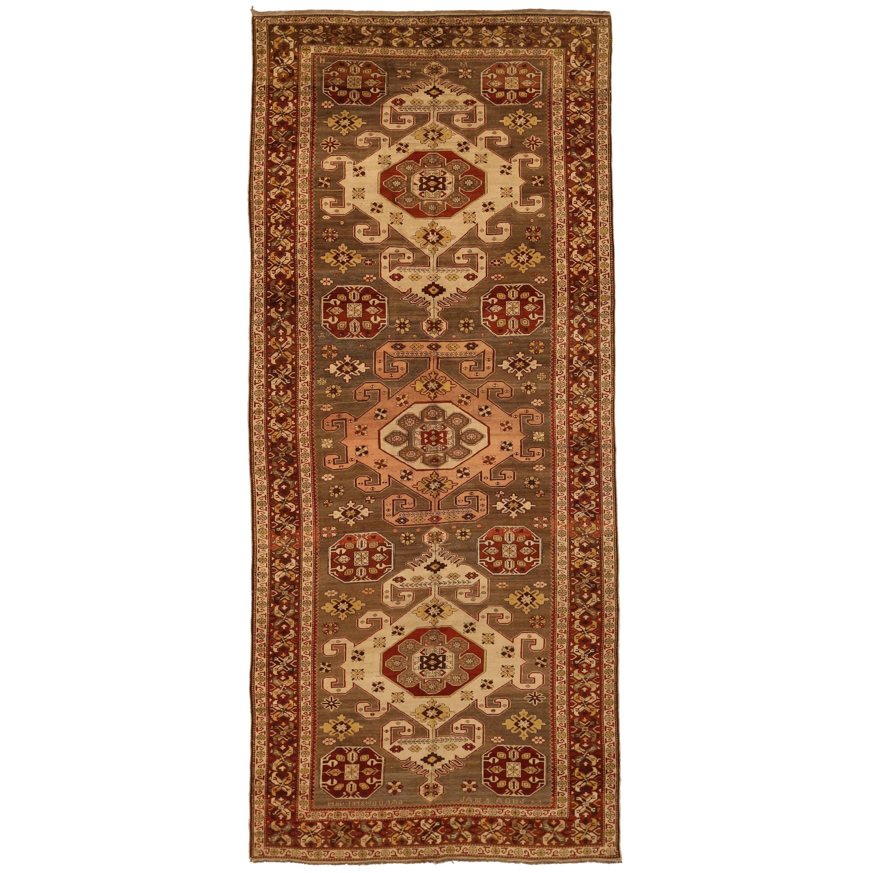 1940s Antique Persian Rug Ghafghaz Design with Splendid Tribal Traditional Patte