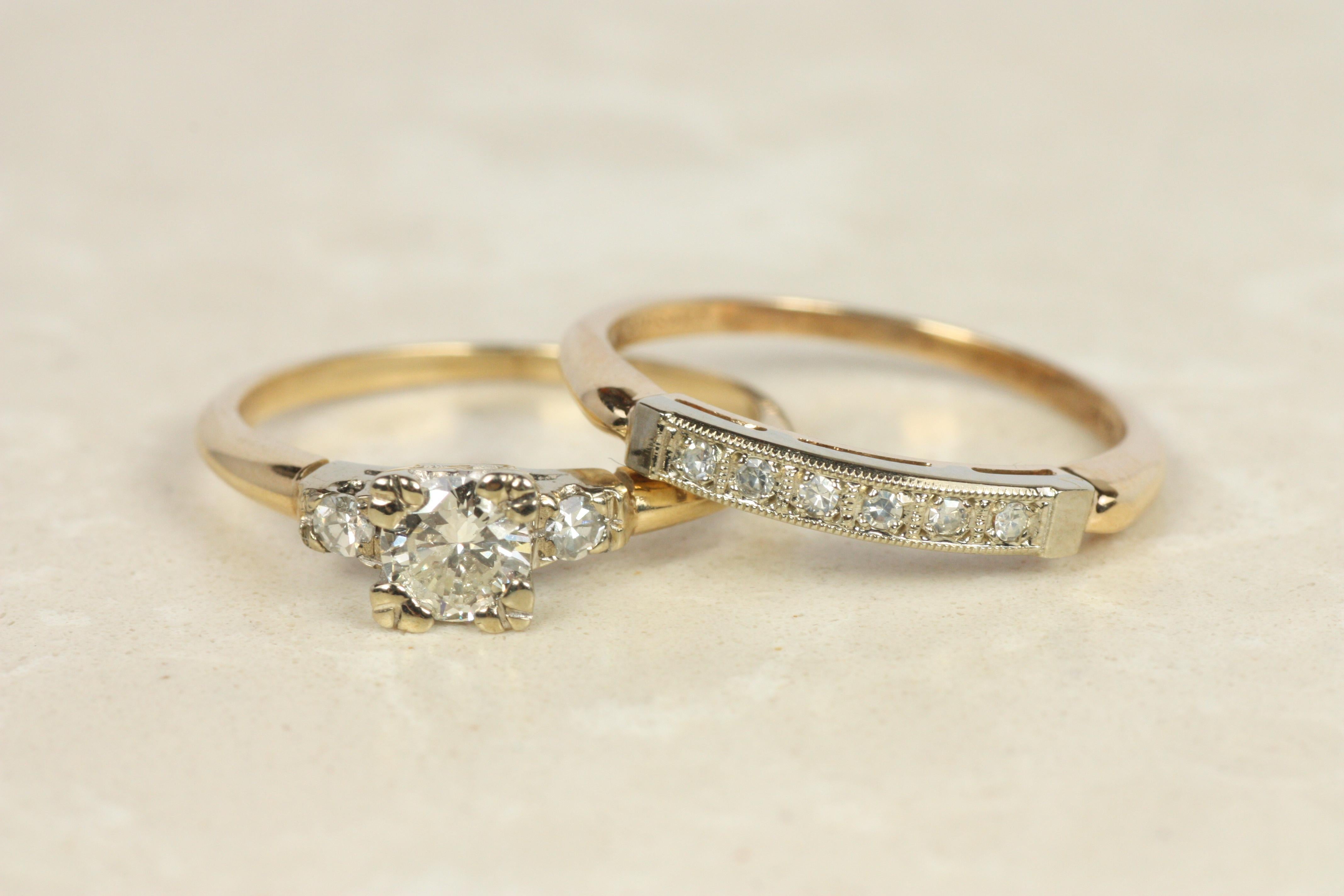 Round Cut 1940s Antique Two-Tone Diamond Wedding Band in 14K Yellow & White Gold For Sale