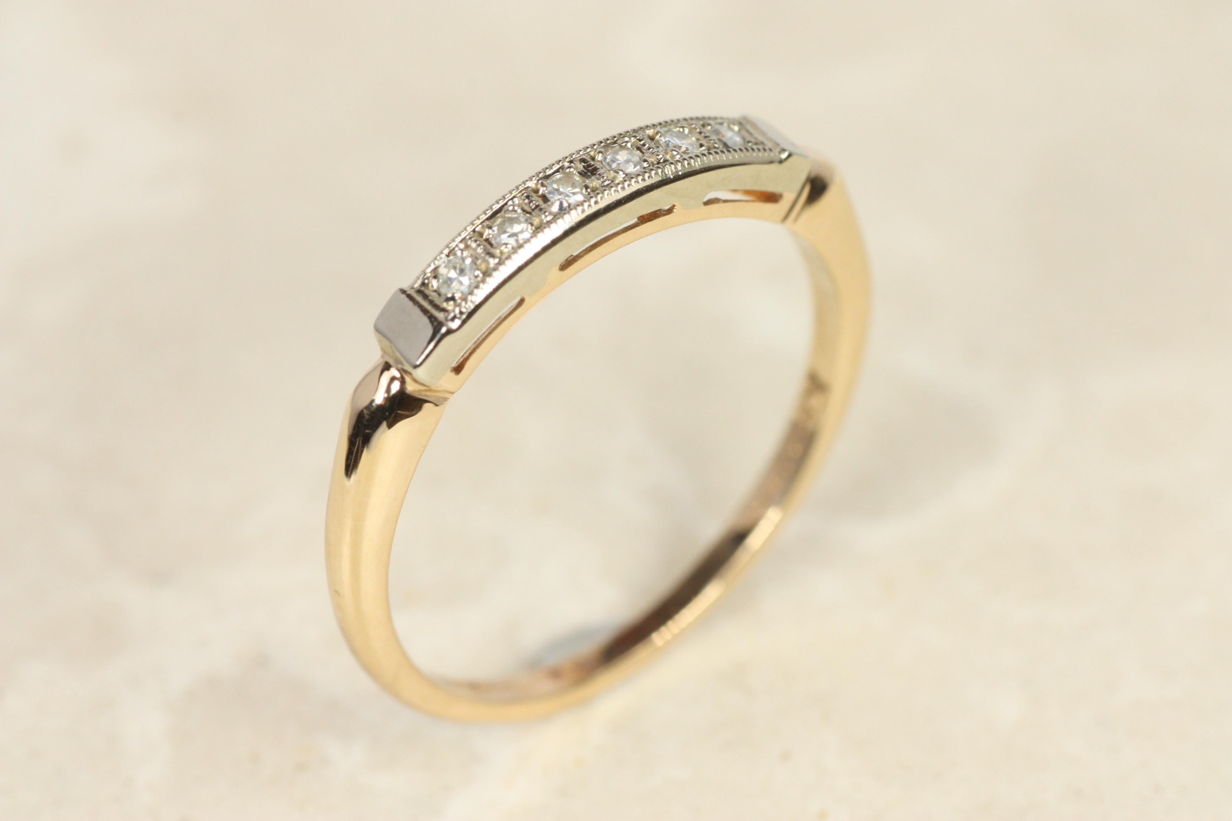 1940s Antique Two-Tone Diamond Wedding Band in 14K Yellow & White Gold For Sale 2