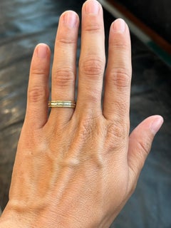 1940s Antique Two-Tone Wedding Band in 14K Yellow & White Gold, Scroll Pattern