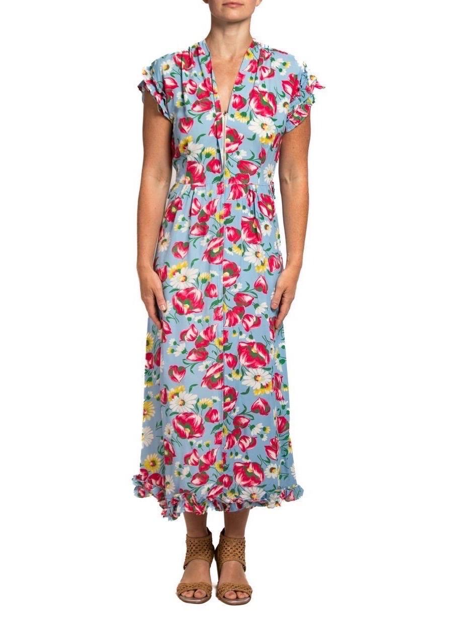 1940S Aqua Blue & Pink Cold Rayon Floral Zip-Front Dress In Excellent Condition For Sale In New York, NY