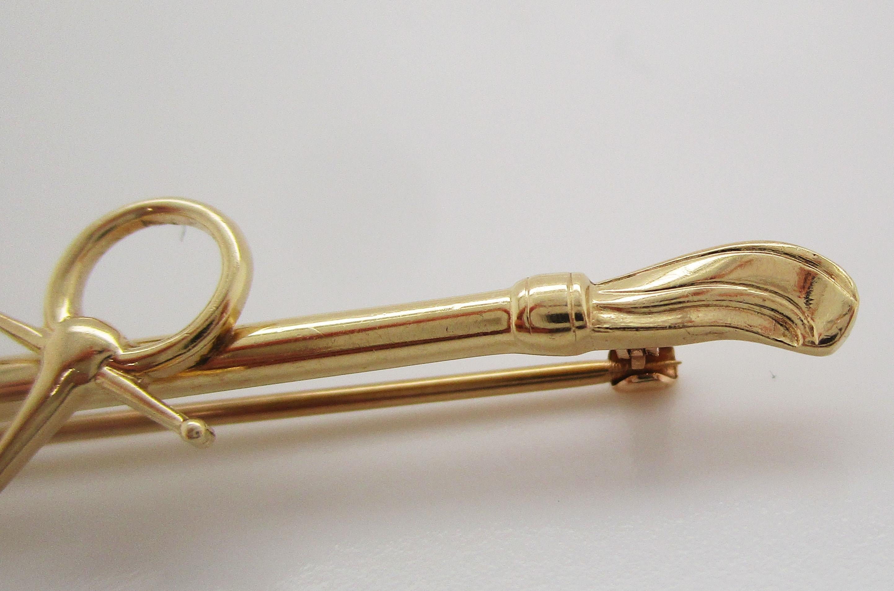 Women's or Men's 1940s Art Deco 14 Karat Yellow Gold Snaffle Bit Bar Stock Crop Pin For Sale