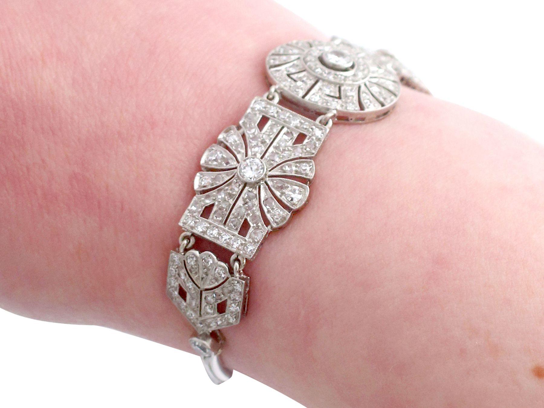 1940er Jahre, Art Deco Armband aus Platin mit 4,48 Karat Diamanten und Platin im Angebot 4