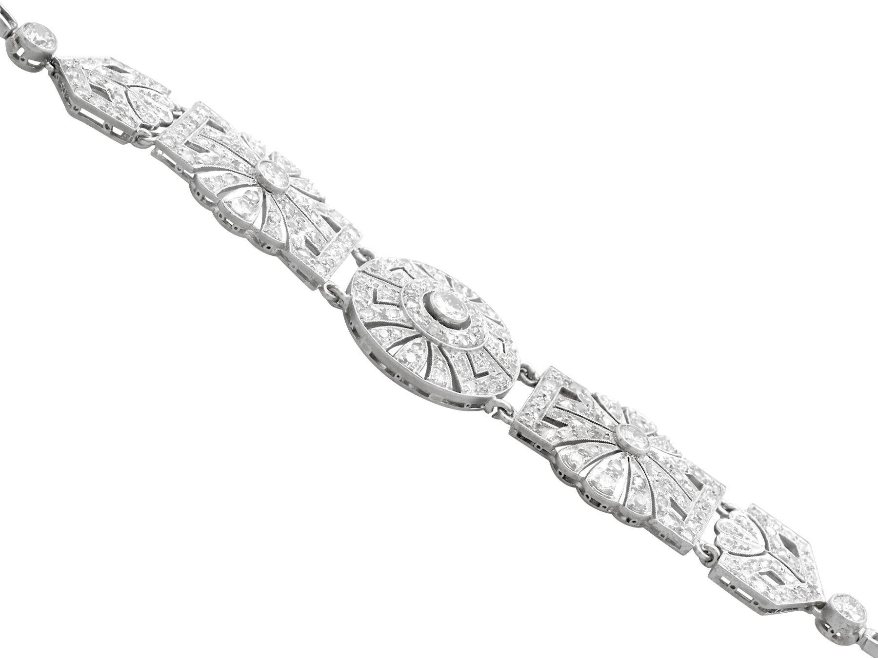 1940s, Late Art Deco 4.48 Carat Diamond and Platinum Bracelet For Sale 1