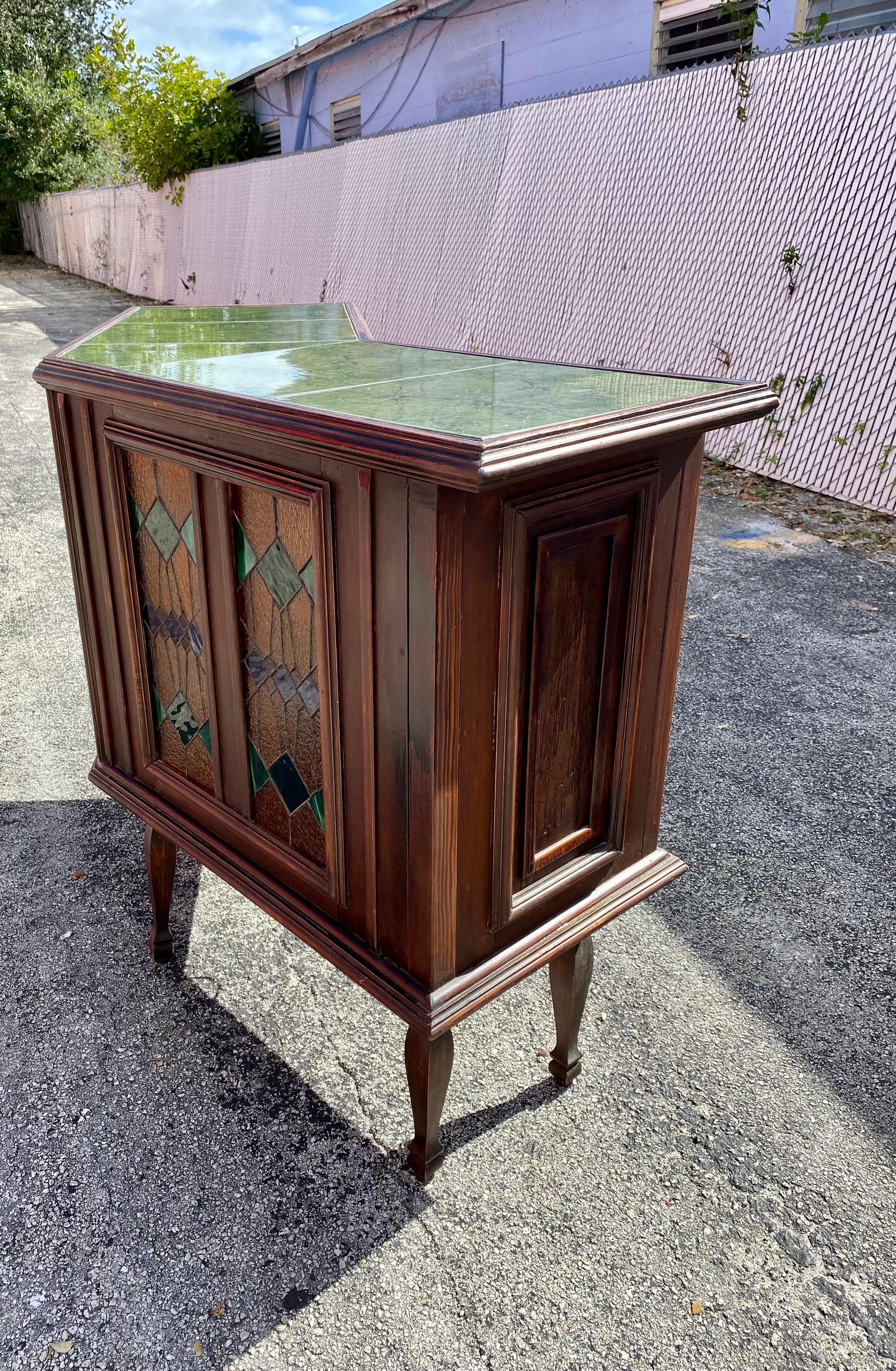 Mid-20th Century 1940s Art Deco Angular Marble Tile Stained Glass Bar Cabinet Console For Sale