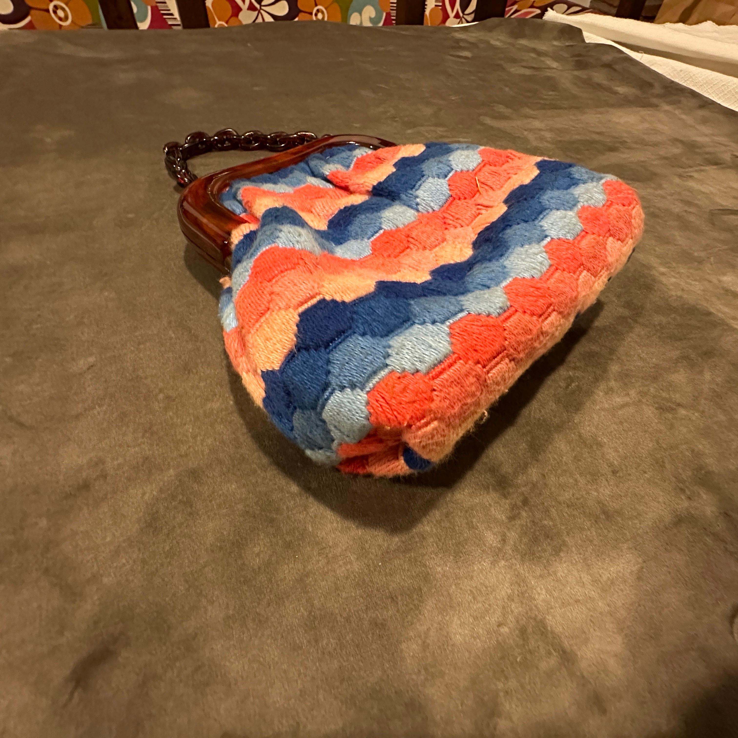 Bolso de mano Art Decó italiano de baquelita, latón y tela de los años 40 en venta 10