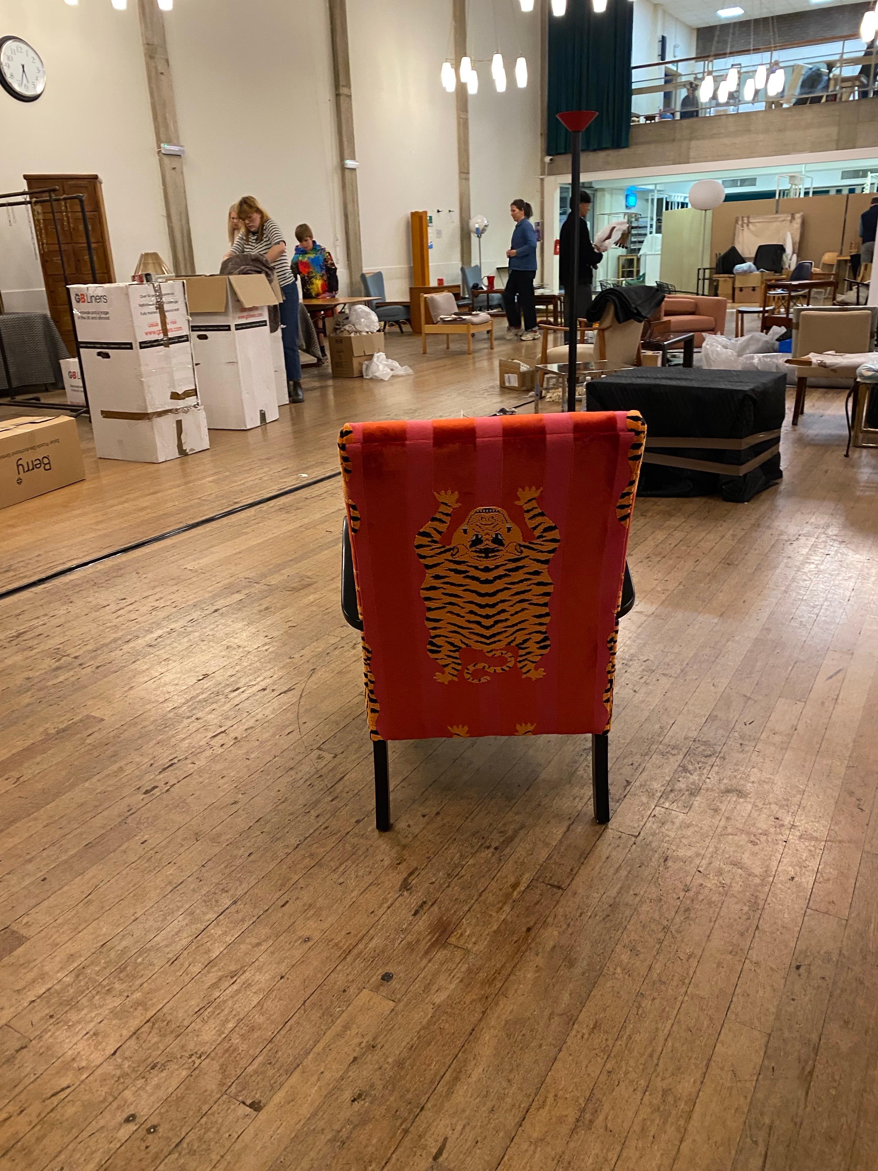 1940er Jahre Art Deco Bugholz Ebonisiert Sessel Gepolstert Schumacher Tiger Samt im Angebot 7