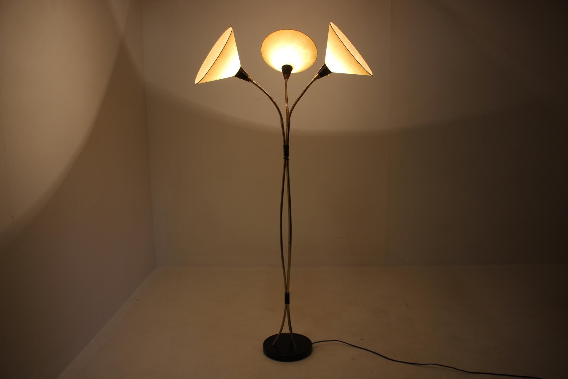 1940s Art Deco Brass Floor Lamp, Czechoslovakia  8