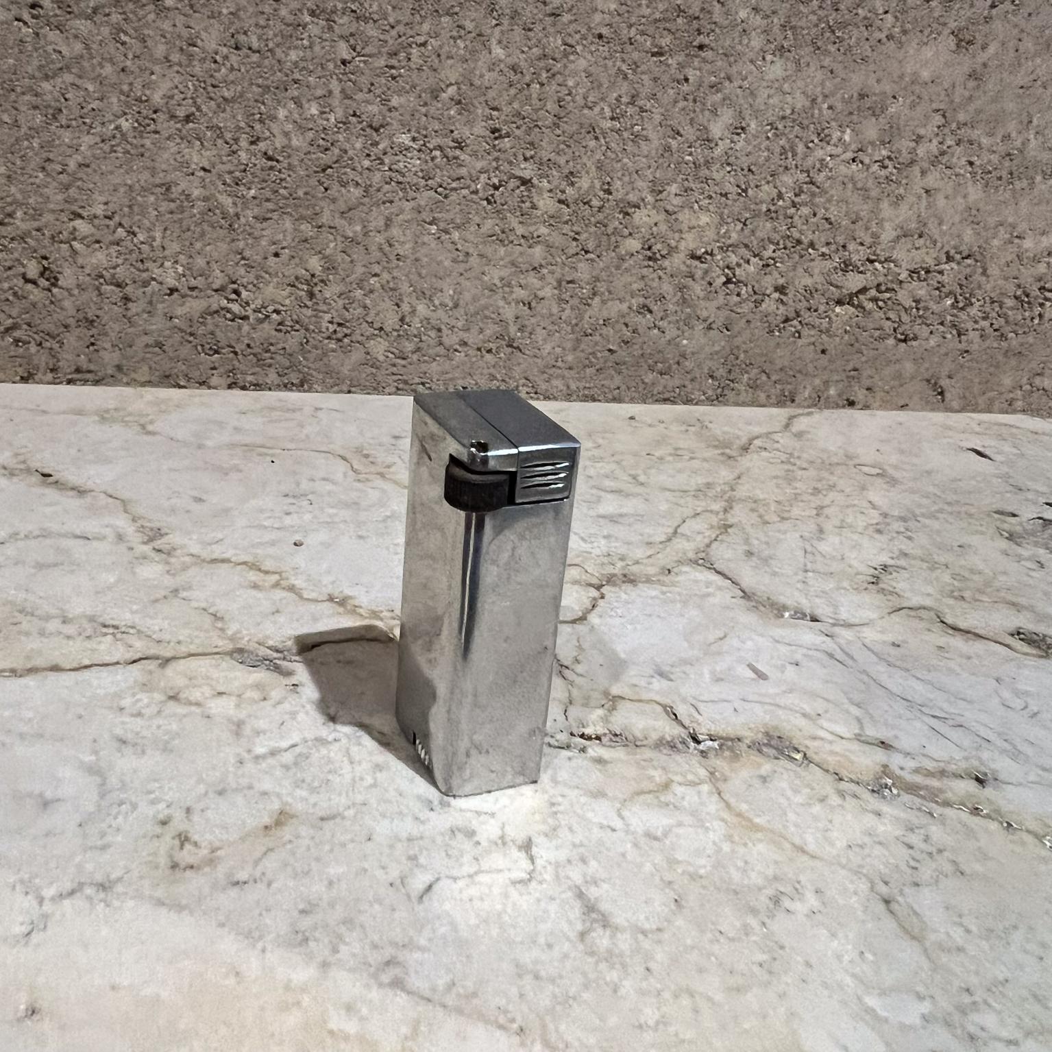 1940s Art Deco Cigarette Lighter Aluminum Block Lift Arm For Sale 3