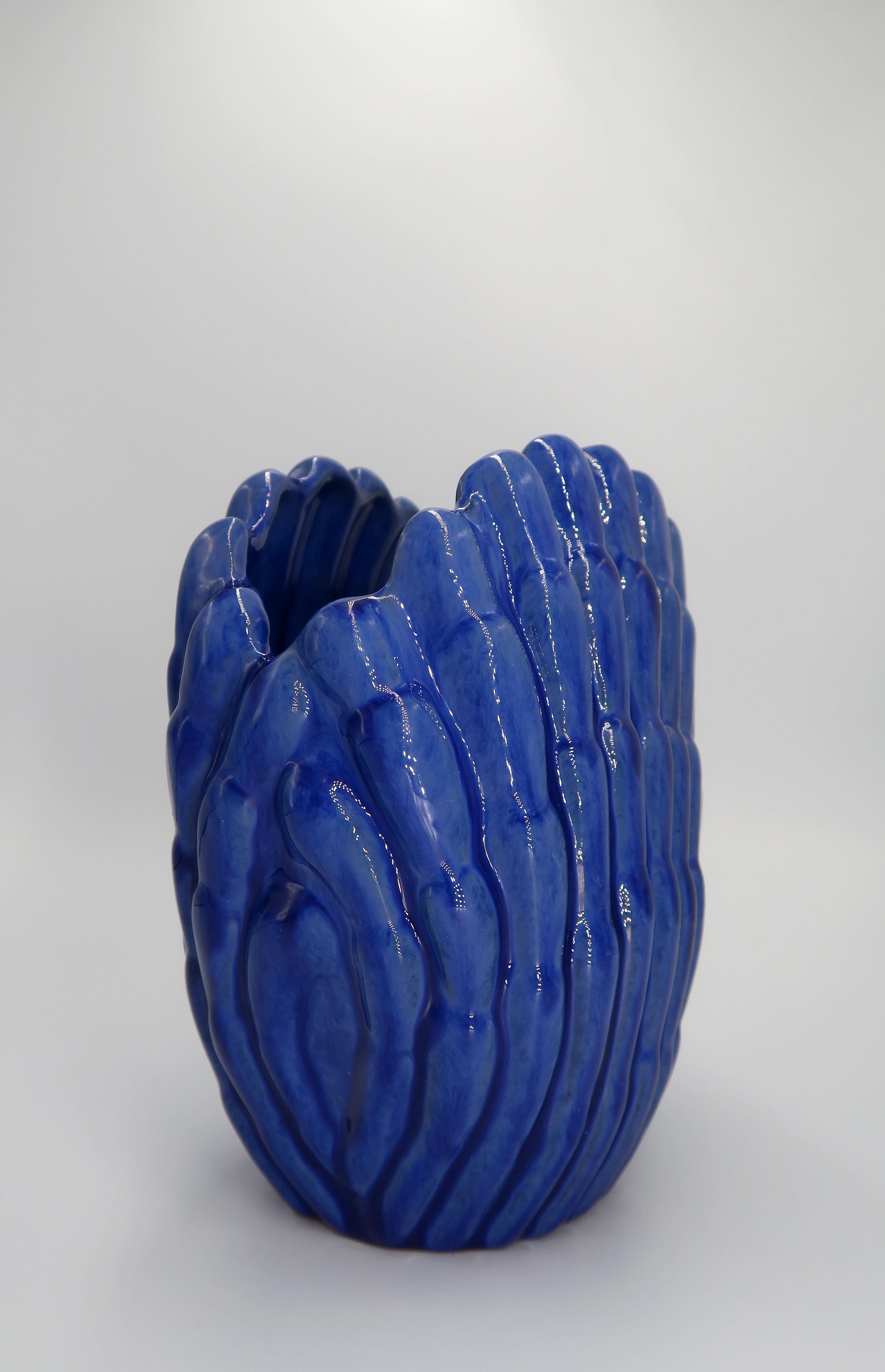 Glazed 1940s Art Deco Cobalt Blue Shell Shaped Vase, Vicke Lindstrand, Sweden For Sale
