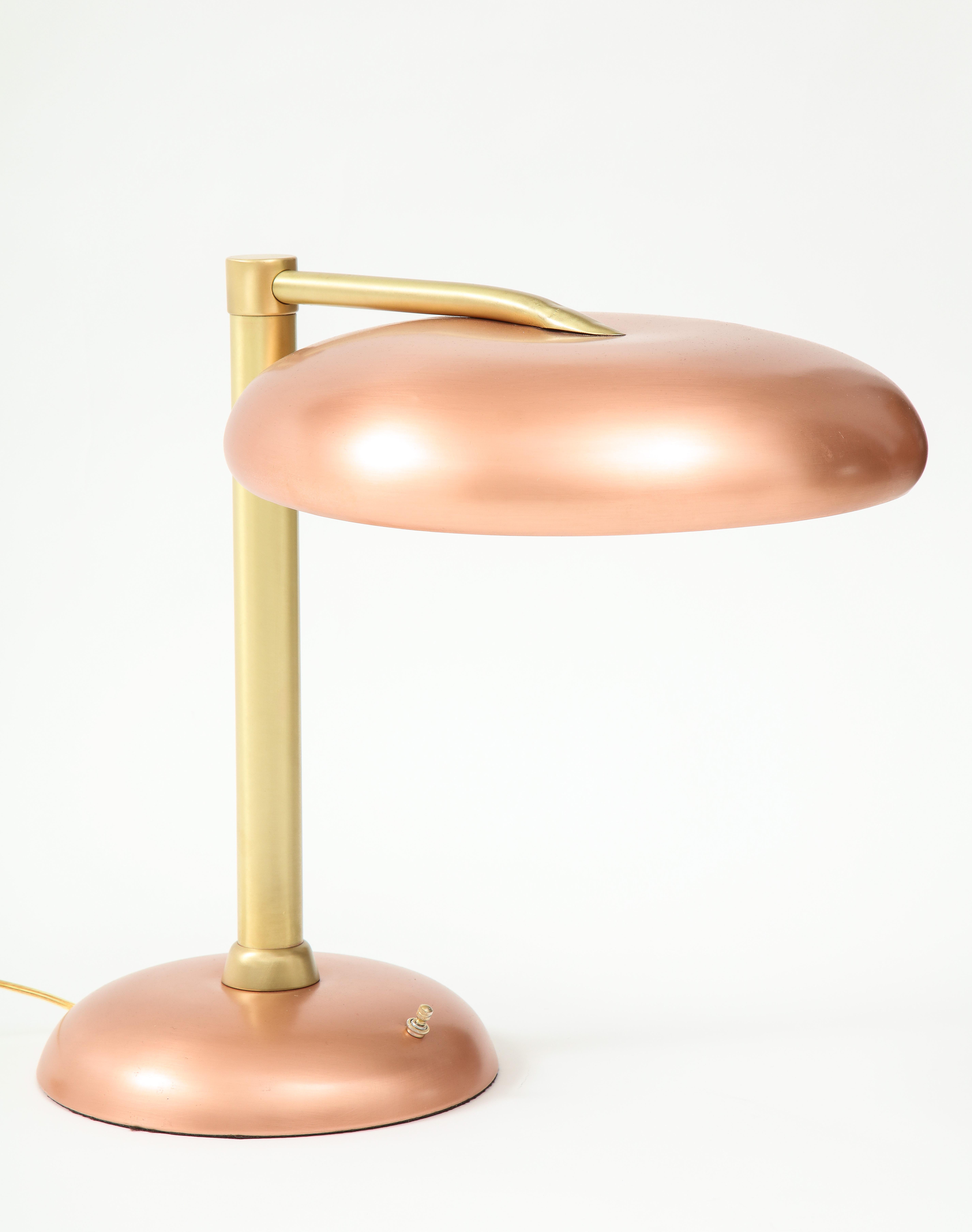 1940s Art Deco Copper and Brass Desk Lamp For Sale 5