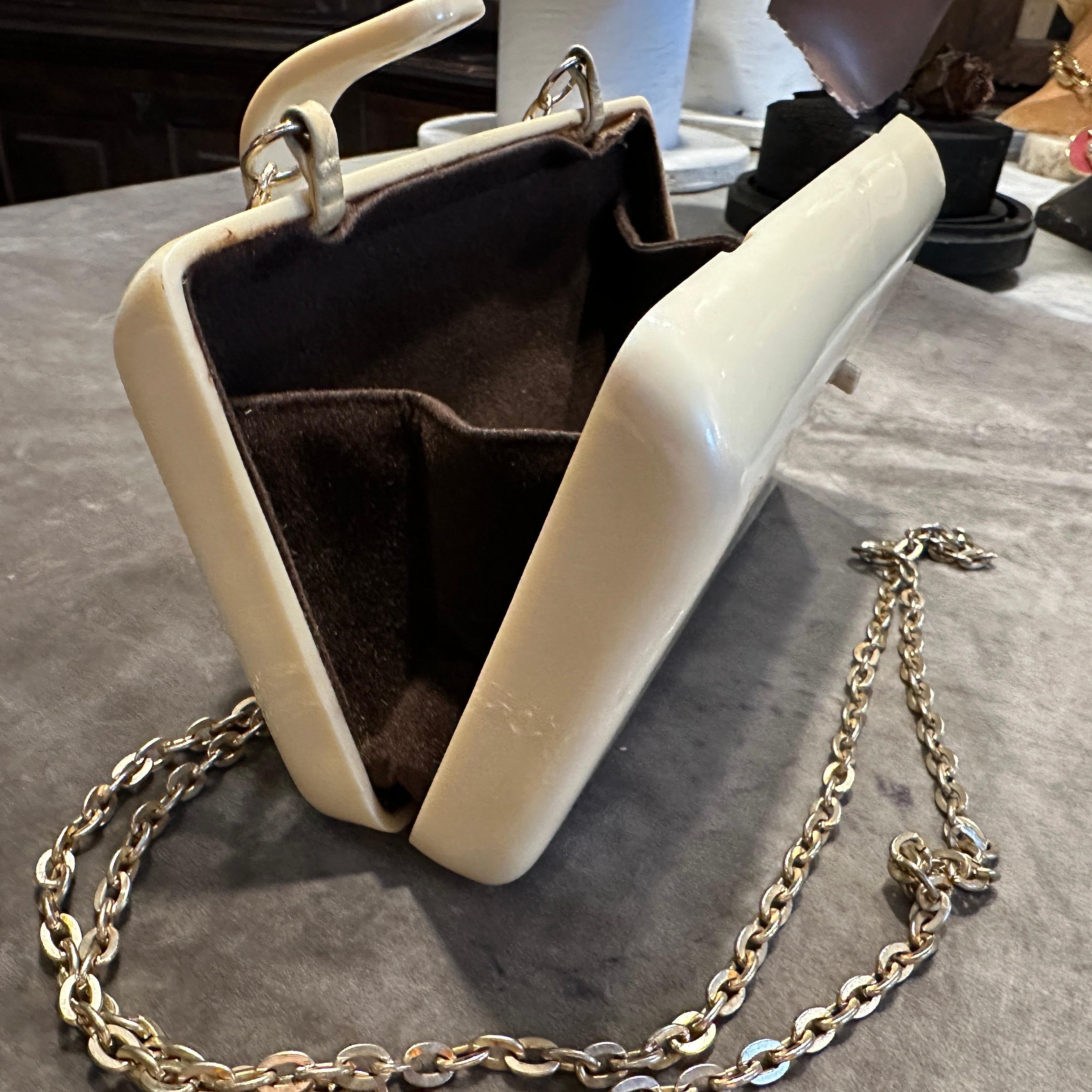 1940s Art Deco Cream Bakelite and Brass Italian Shoulder Bag For Sale 1