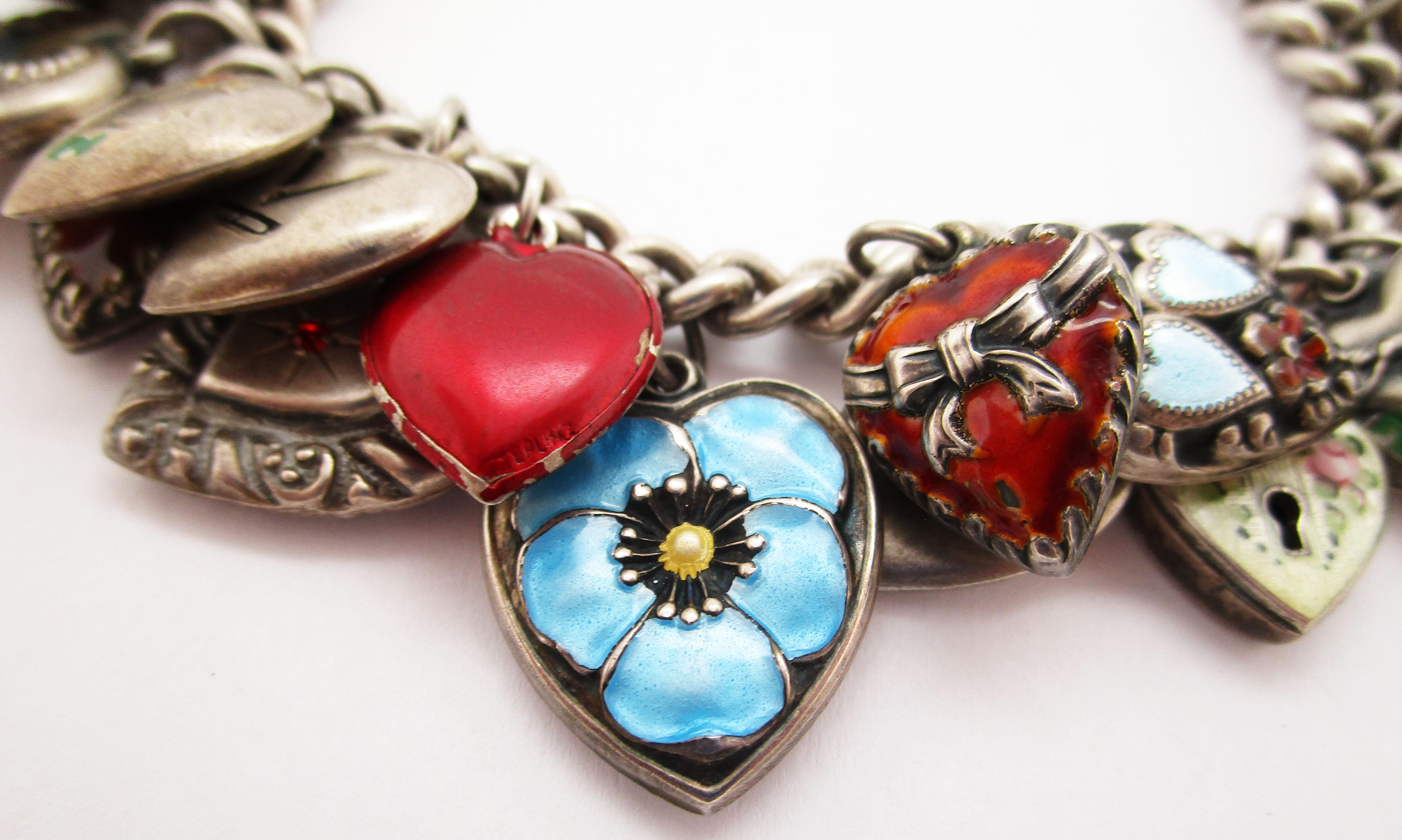1940er Jahre Art Deco emailliert Liebe Herz Sterling Silber Charme-Armband 6
