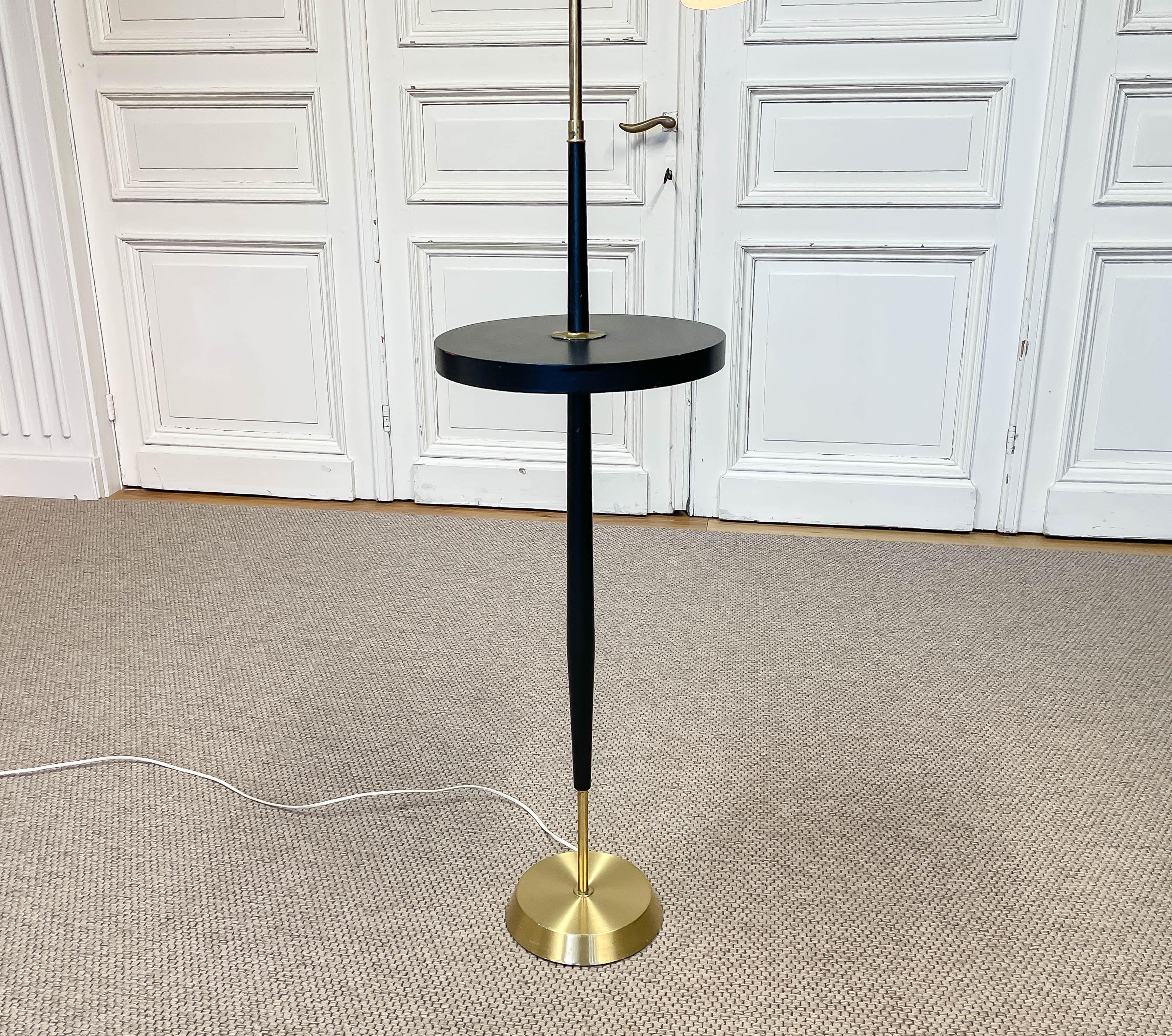 1940s, Art Deco Floor Lamp with Table, Sweden For Sale 2