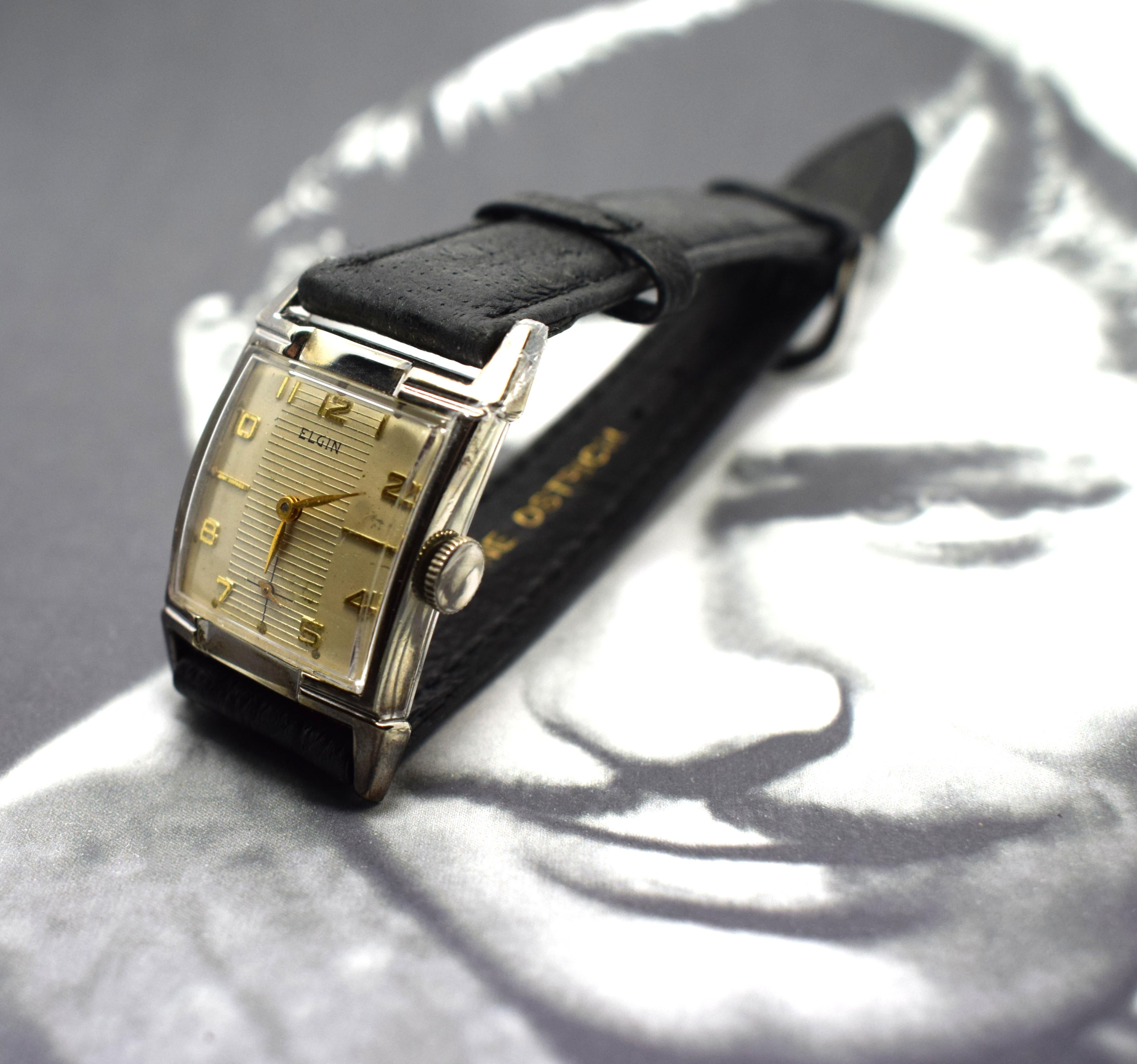 Men's 1940s Art Deco Gents Wrist Watch 19 Jewels, Elgin