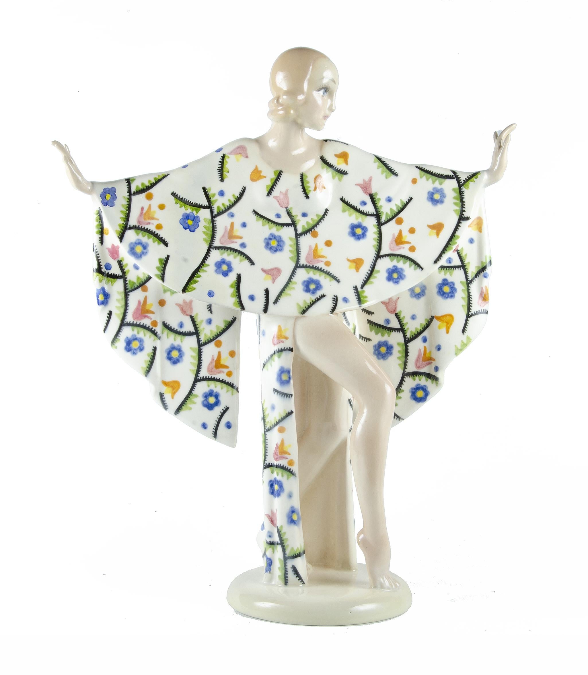 Figurine Art Déco Torino des années 1940 en céramique peinte et émaillée 