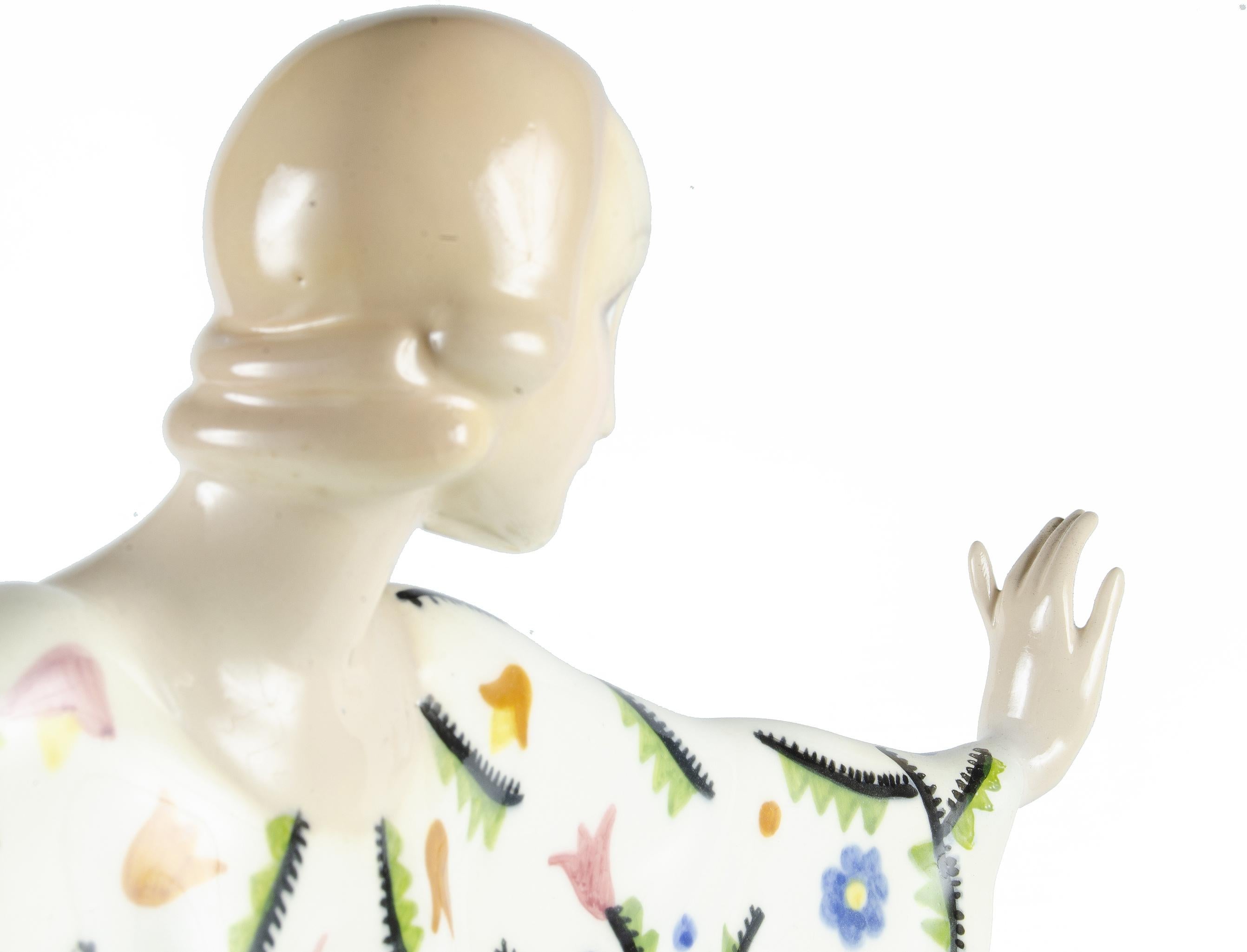Danseuse Ambretta en céramique émaillée Art Déco des années 1940 par S. Vaccetti pour Essevi, Italie Bon état - En vente à North Miami, FL