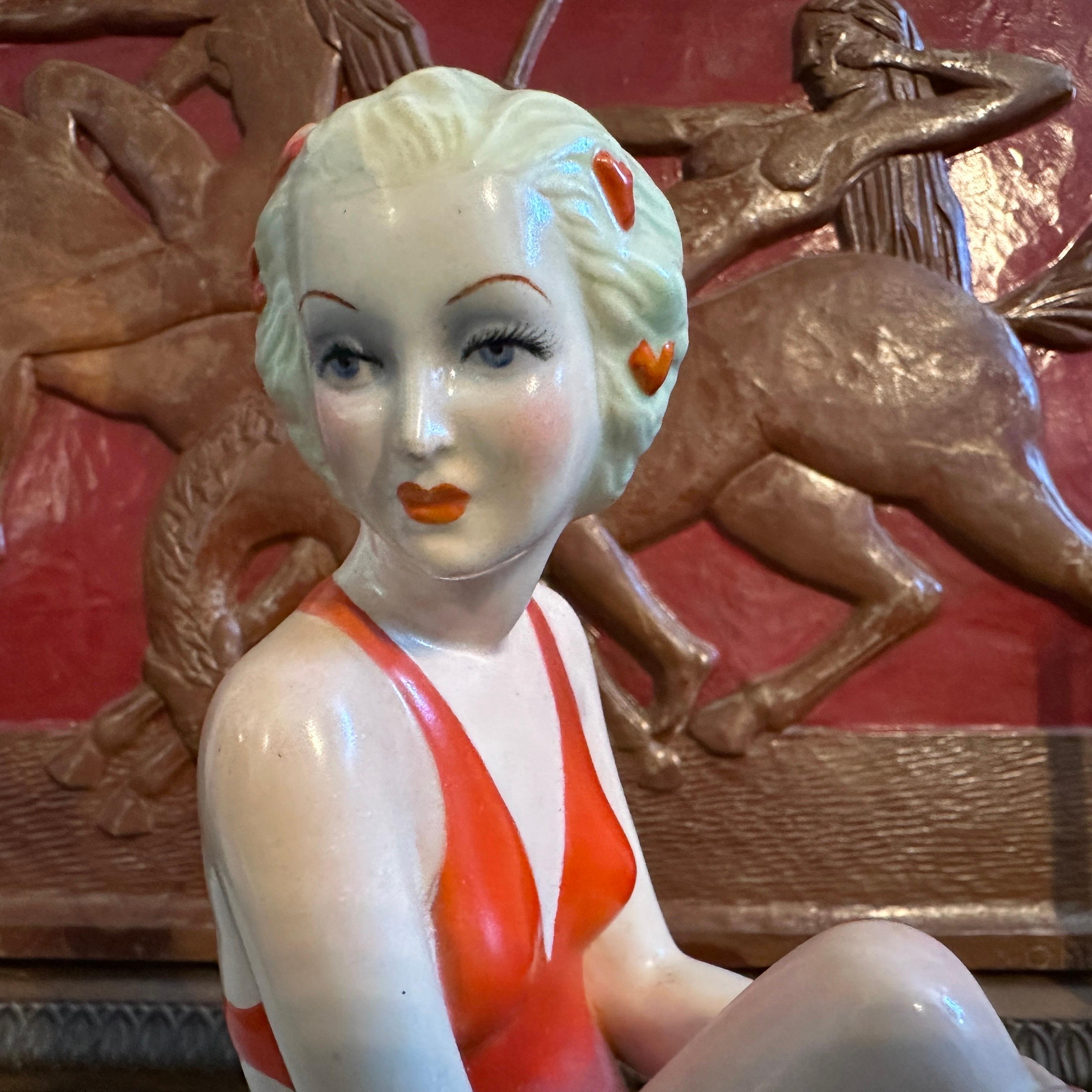 1940er Jahre Art Deco Handbemalte italienische Frau am Meer aus Keramik von Ronzan im Angebot 5