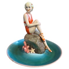 Vintage 1940s Art Deco Hand-Painted Ceramic Italian Woman at the Sea By Ronzan