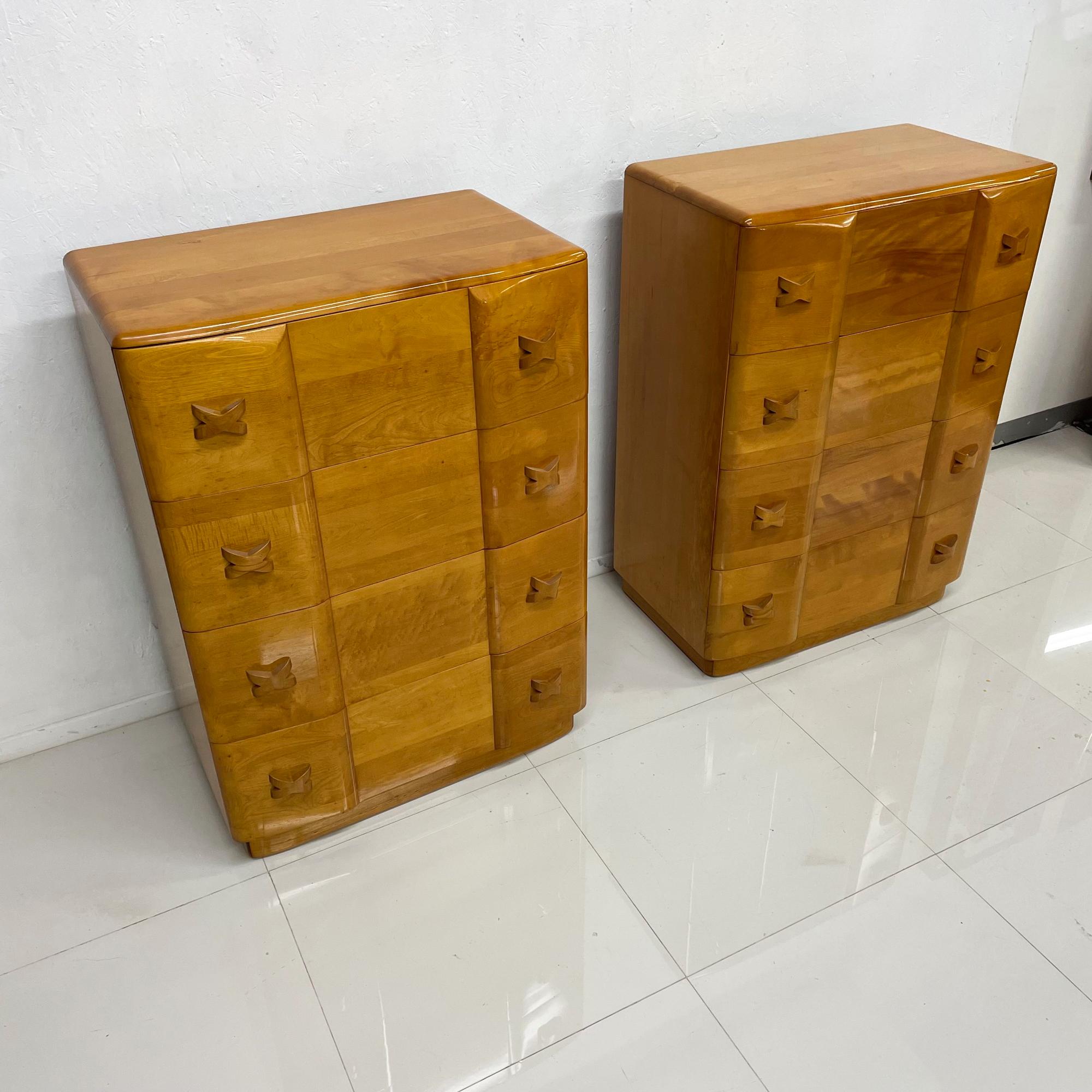 Art Deco 1940s designed by Leo Jiranek RIO Tall Dresser for Heywood Wakefield Highboy Dresser Chest of Drawers + inviting Maple Wood.
Unparalleled construction solid wood- built to last forever. 
Approximately 45.25H x 19.5D x 32W 
Original