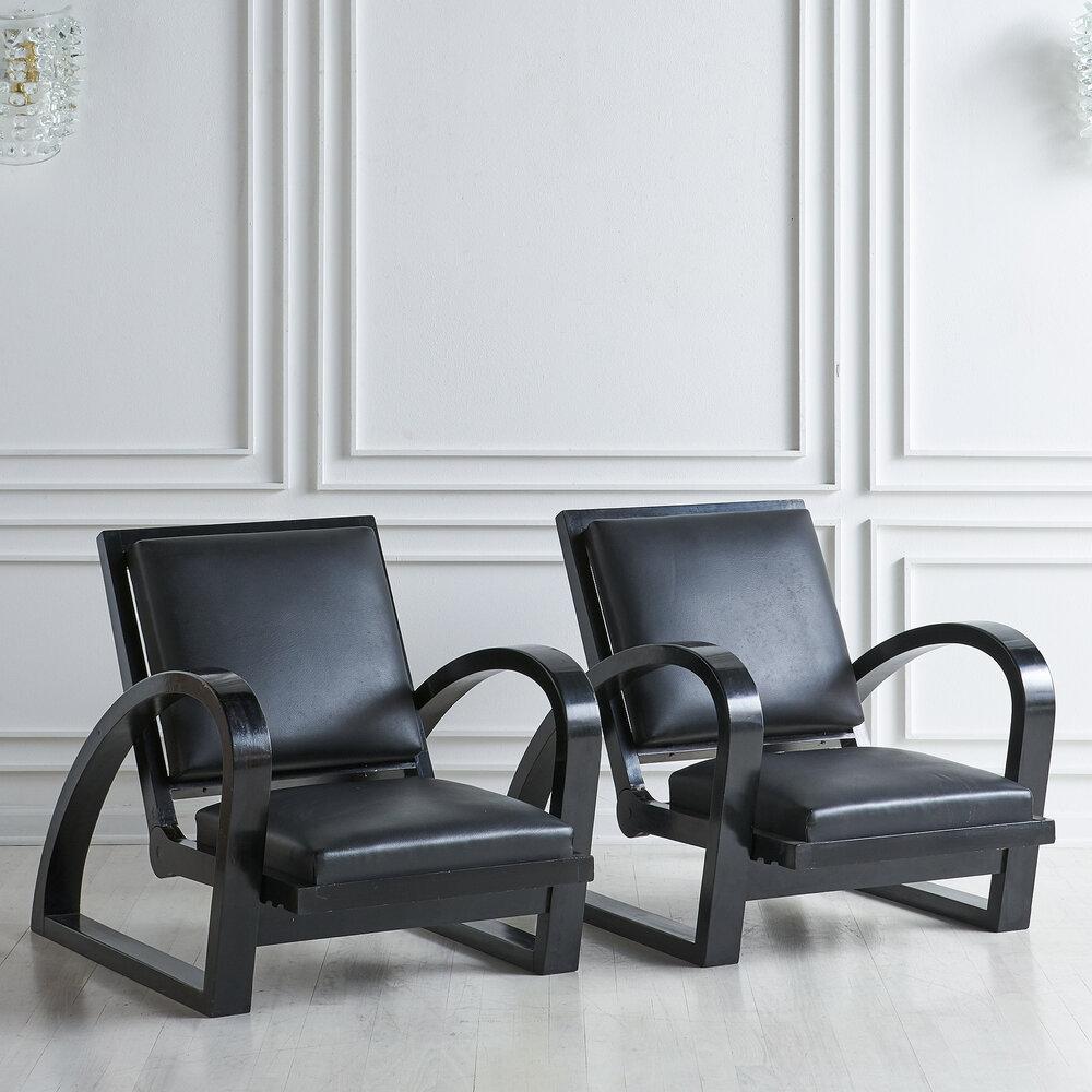 1940s Art Deco Italian Leather and Wood Lounge Chairs In Good Condition In Chicago, IL