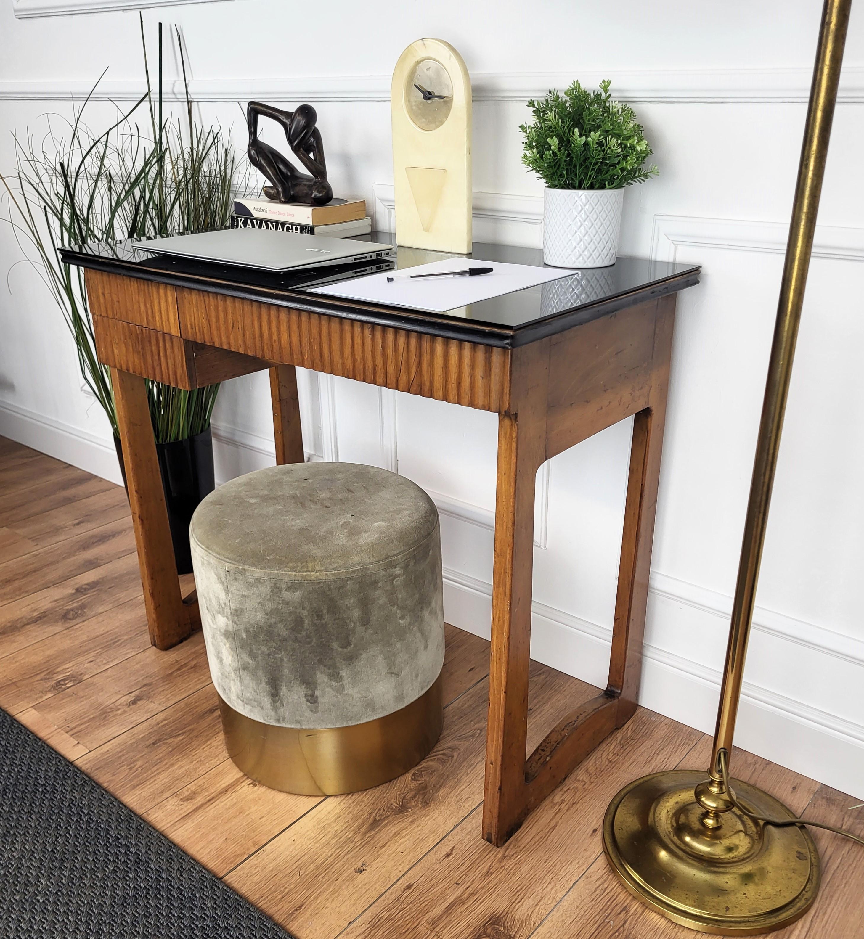 1940s Art Deco Mid-Century Italian Slat Carved Wood Writing Desk Console Table In Good Condition In Carimate, Como