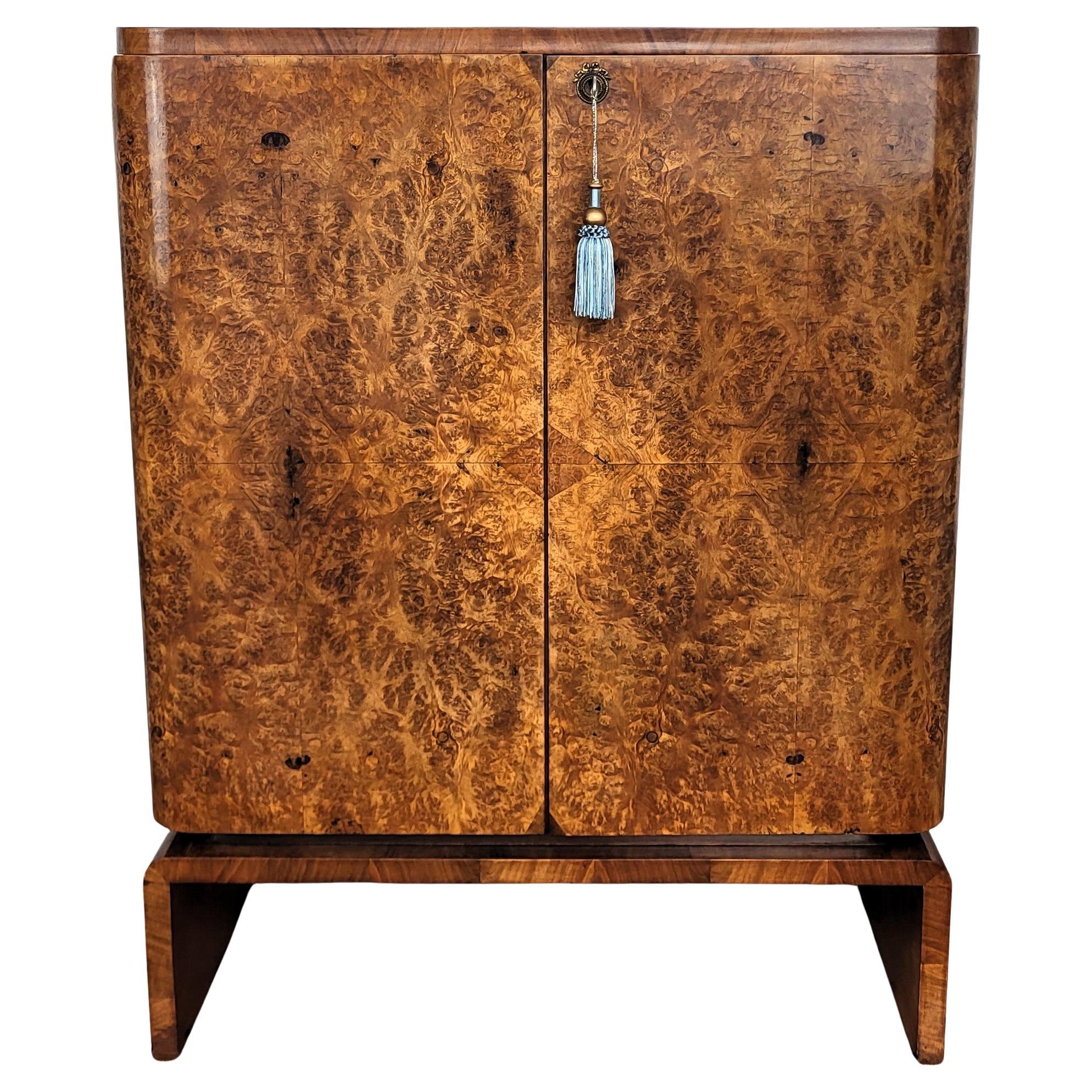 1940s Art Deco Mid-Century Italian Walnut Burl and Mirror Mosaic Dry Bar Cabinet