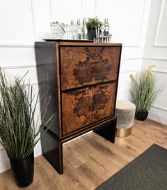 1940s Art Deco Mid-Century Italian Walnut Burl Veneer Wood Bar Cabinet