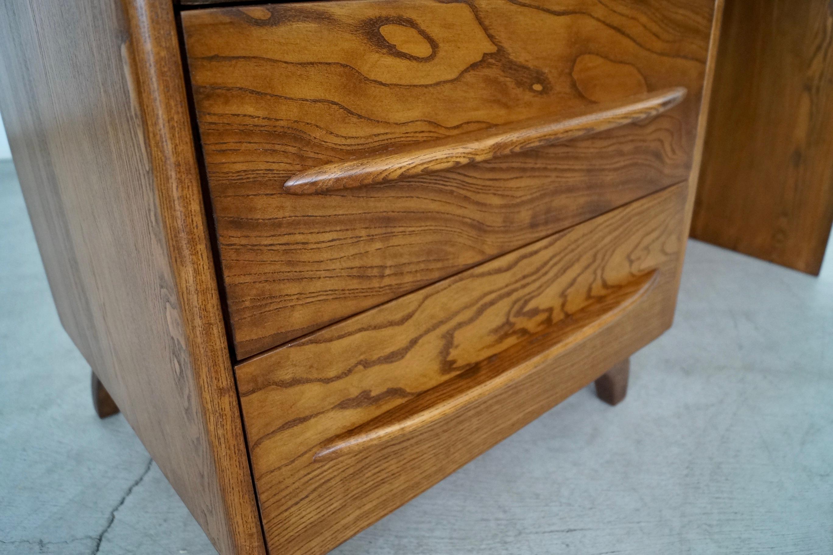 1940's Art Deco Mid-Century Modern Pierce and Sons Desk 9