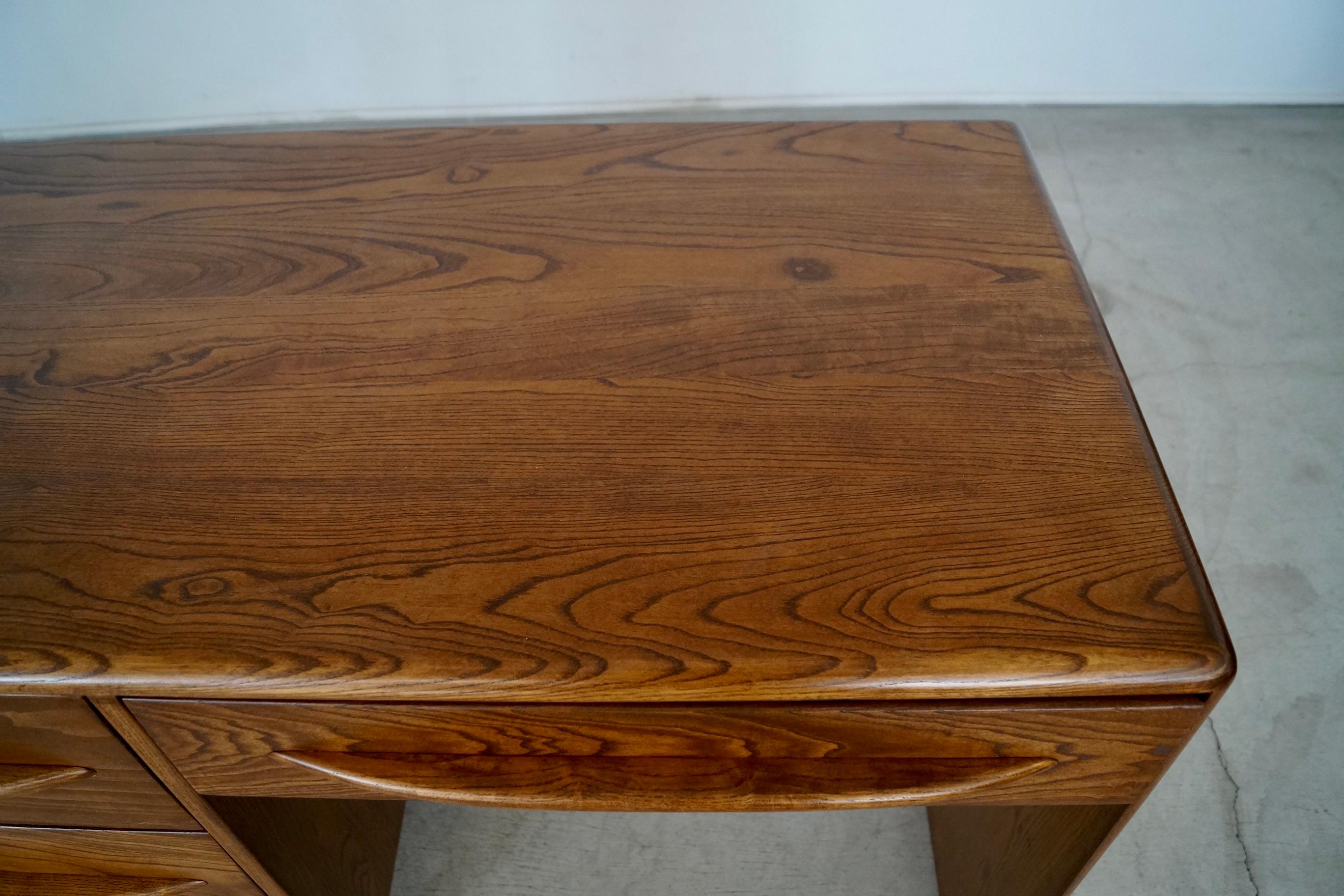 1940's Art Deco Mid-Century Modern Pierce and Sons Desk 12