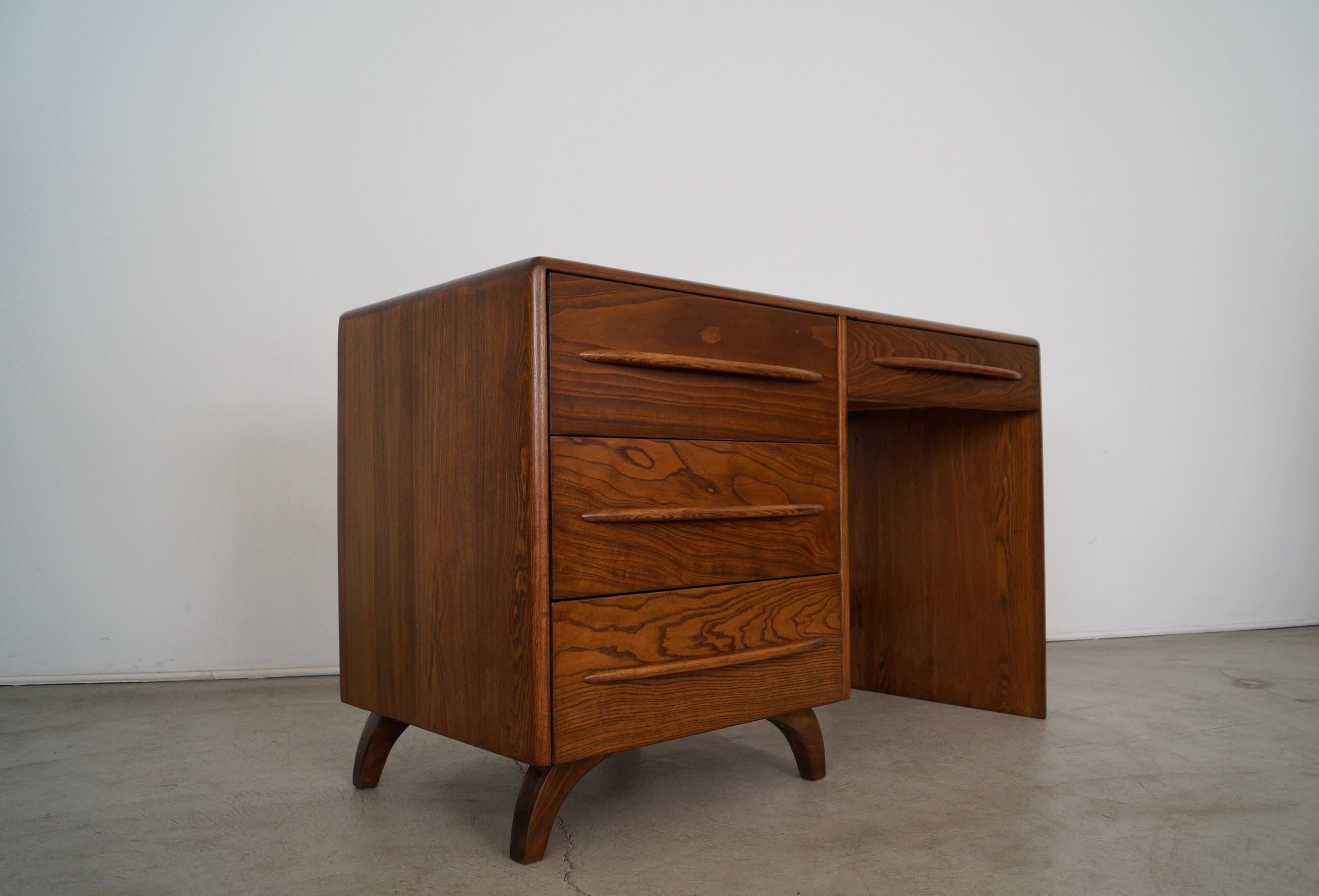 1940's Art Deco Mid-Century Modern Pierce and Sons Desk 1