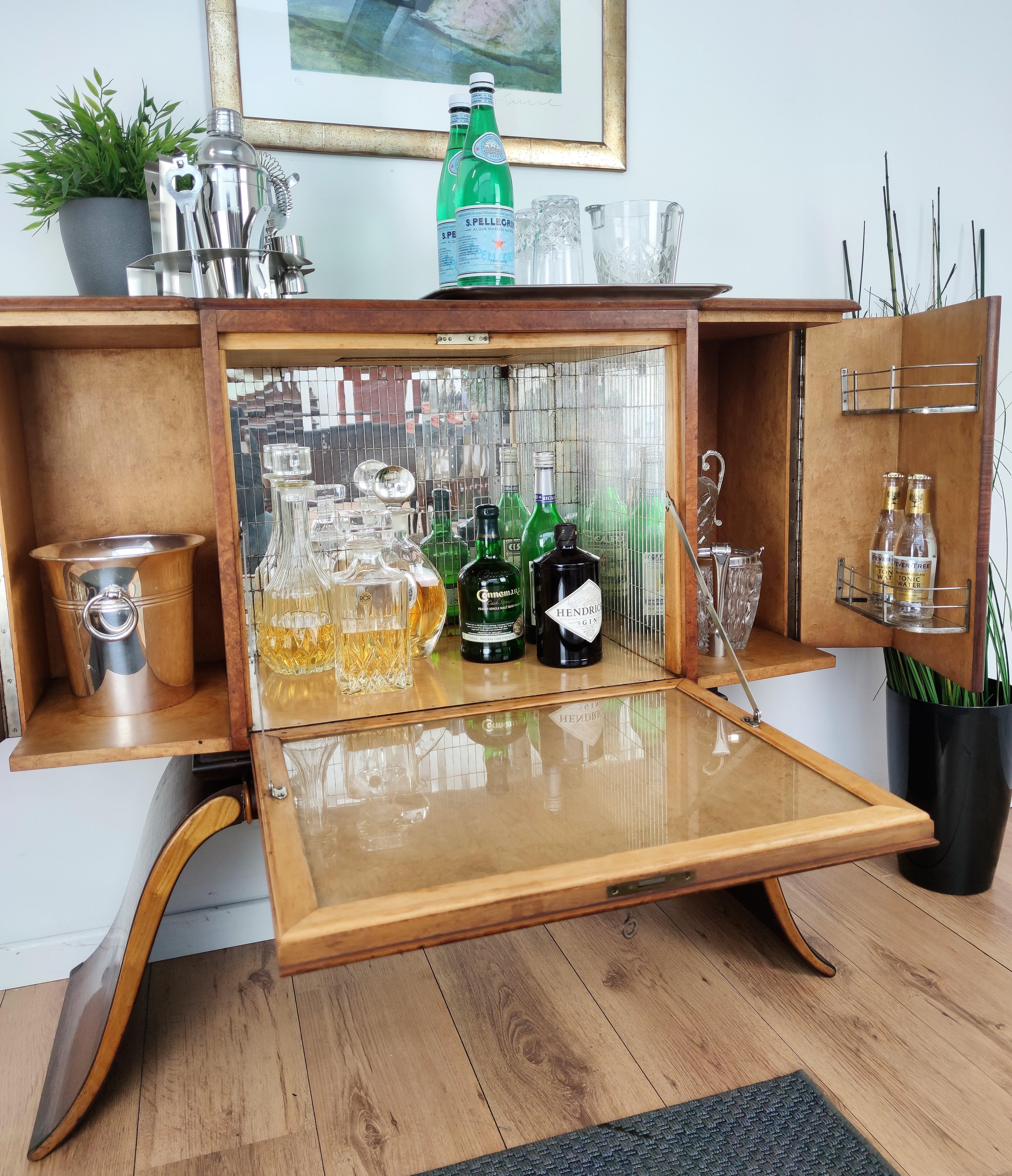 20th Century 1940s Art Deco Midcentury Italian Walnut Burl and Mirror Mosaic Dry Bar Cabinet