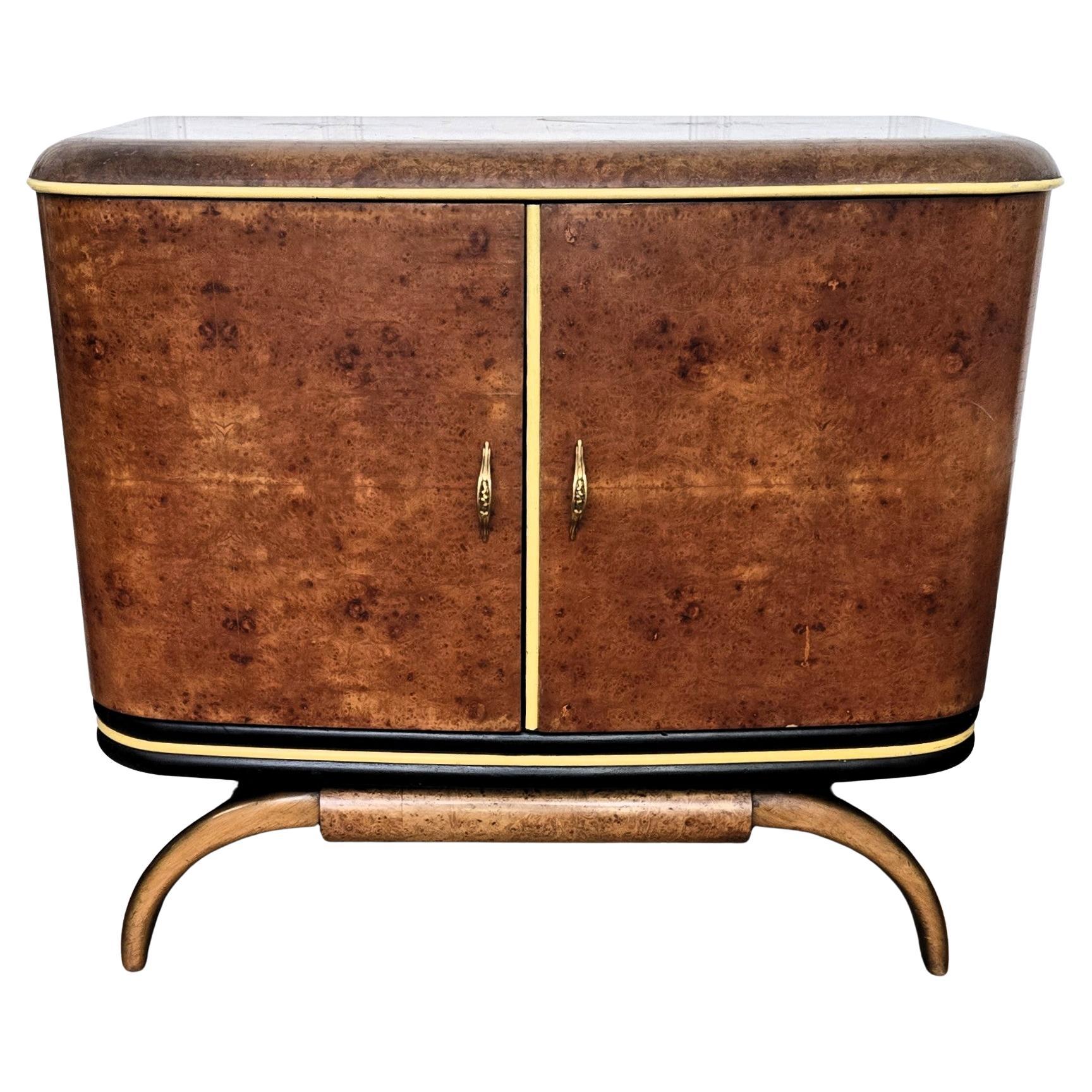 1940s Art Deco Midcentury Italian Walnut Burl and Mirror Mosaic Dry Bar Cabinet For Sale