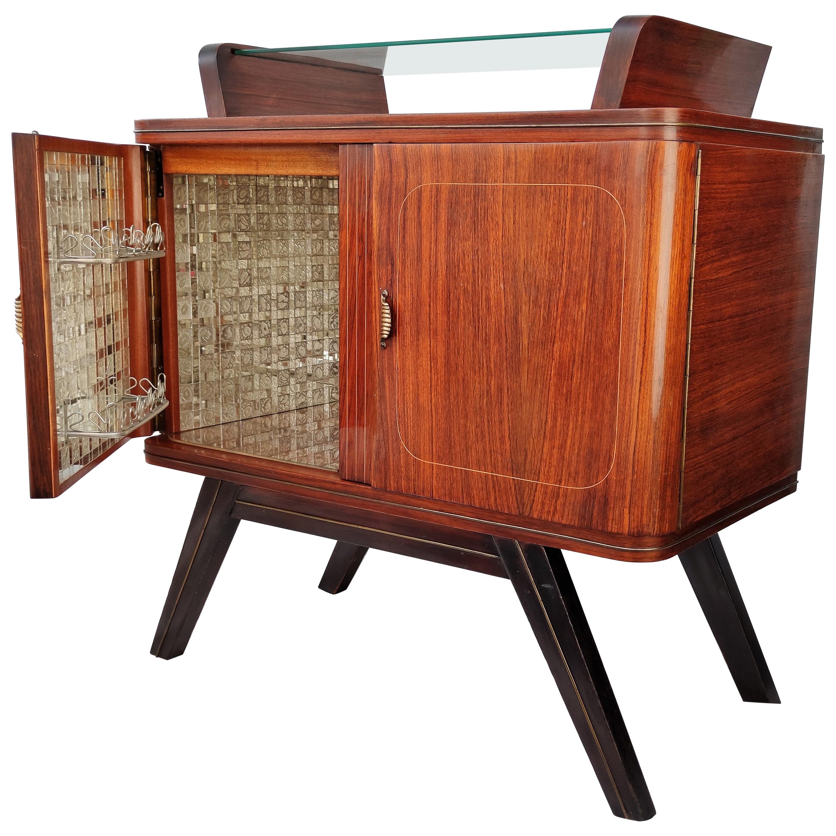1940s Art Deco Midcentury Italian Walnut Burl, Brass and Mirrors Dry Bar Cabinet