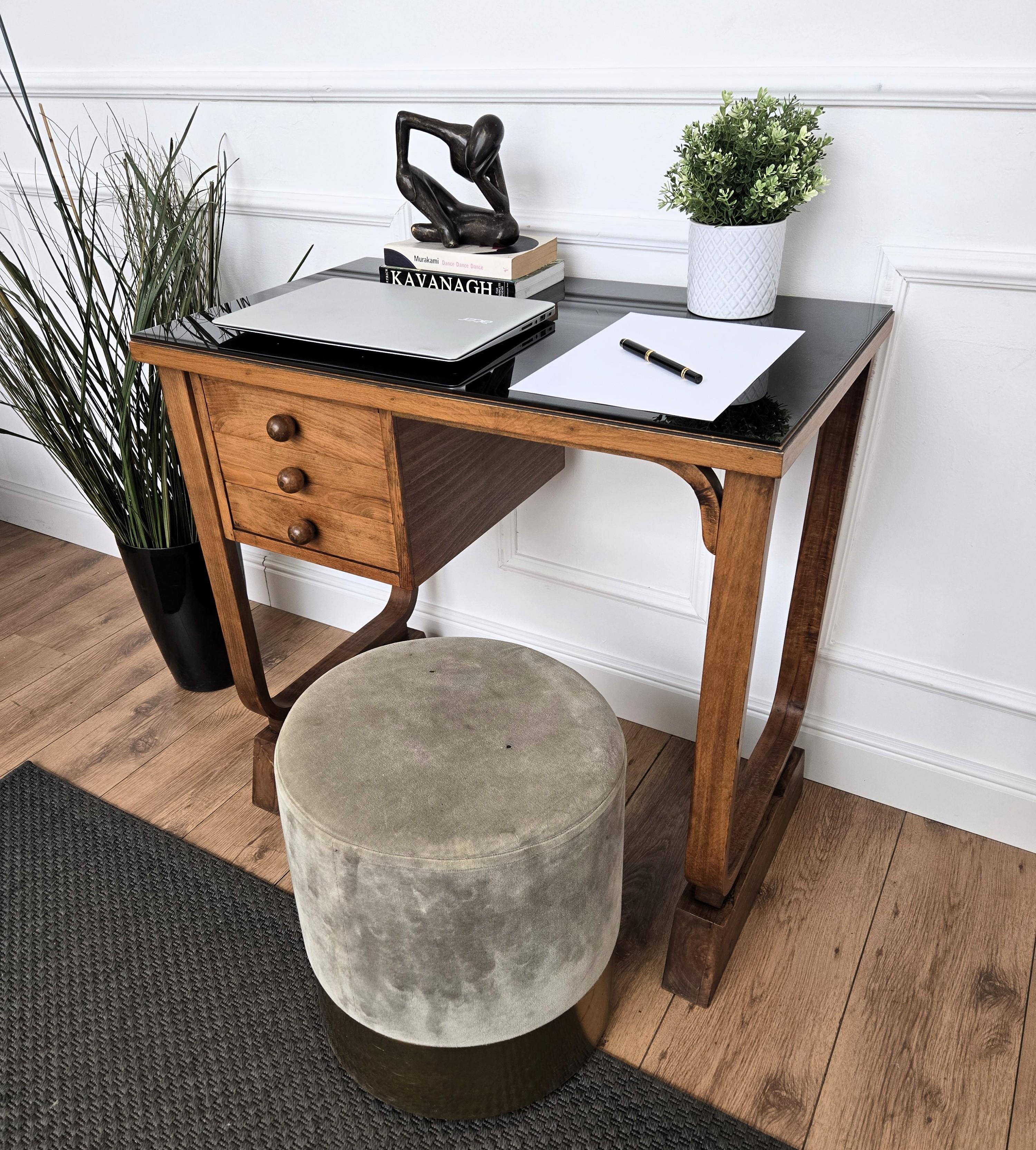 Art déco 1940s Art Deco Midcentury Italian Walnut Burl Wood Glass Top Writing Desk Table en vente