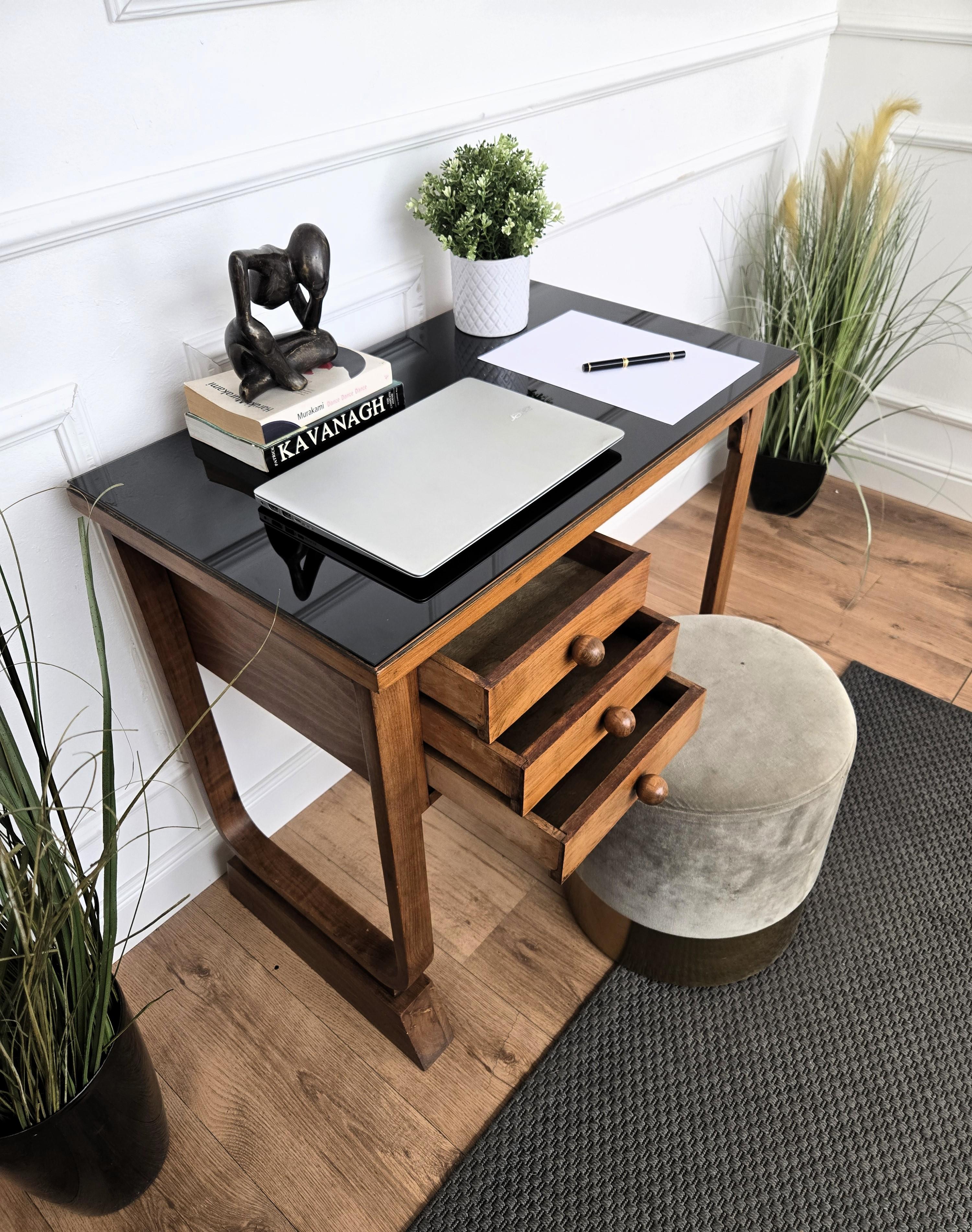 italien 1940s Art Deco Midcentury Italian Walnut Burl Wood Glass Top Writing Desk Table en vente