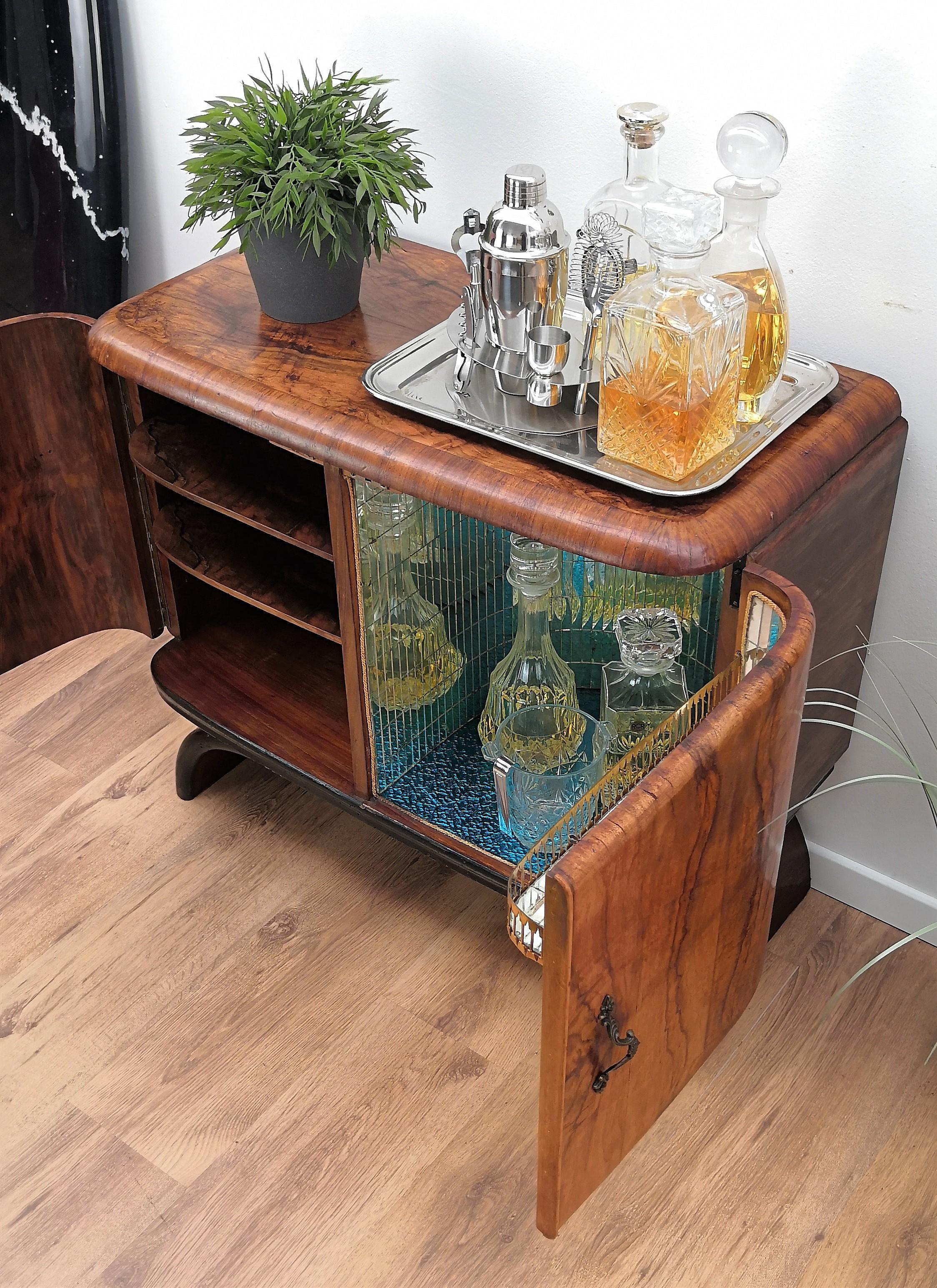 Mosaic 1940s Art Deco Midcentury Regency Italian Walnut Burl and Mirror Dry Bar Cabinet
