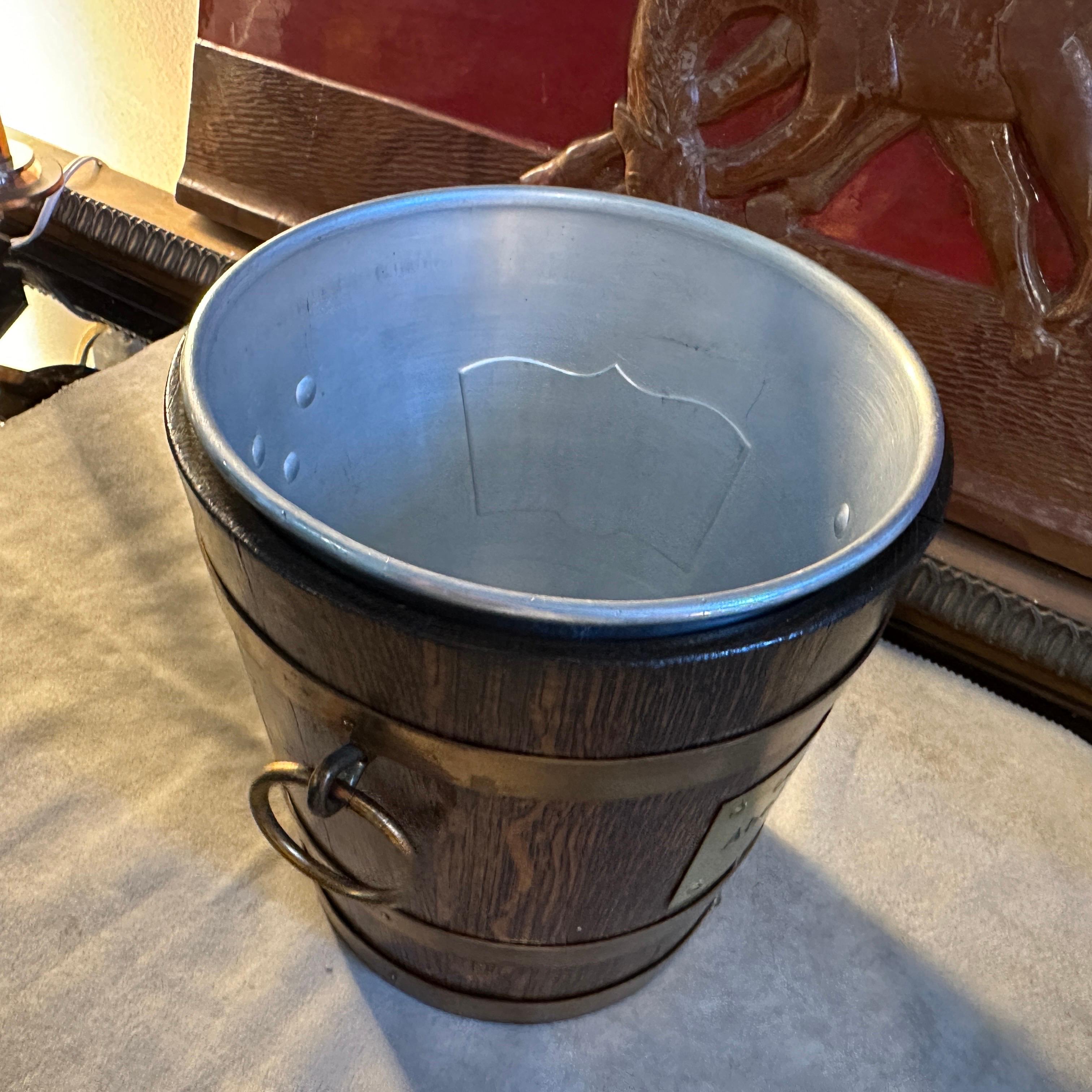 1940s Art Deco Oak Wood and Brass French Wine Cooler by G. Lafitte  In Good Condition For Sale In Aci Castello, IT
