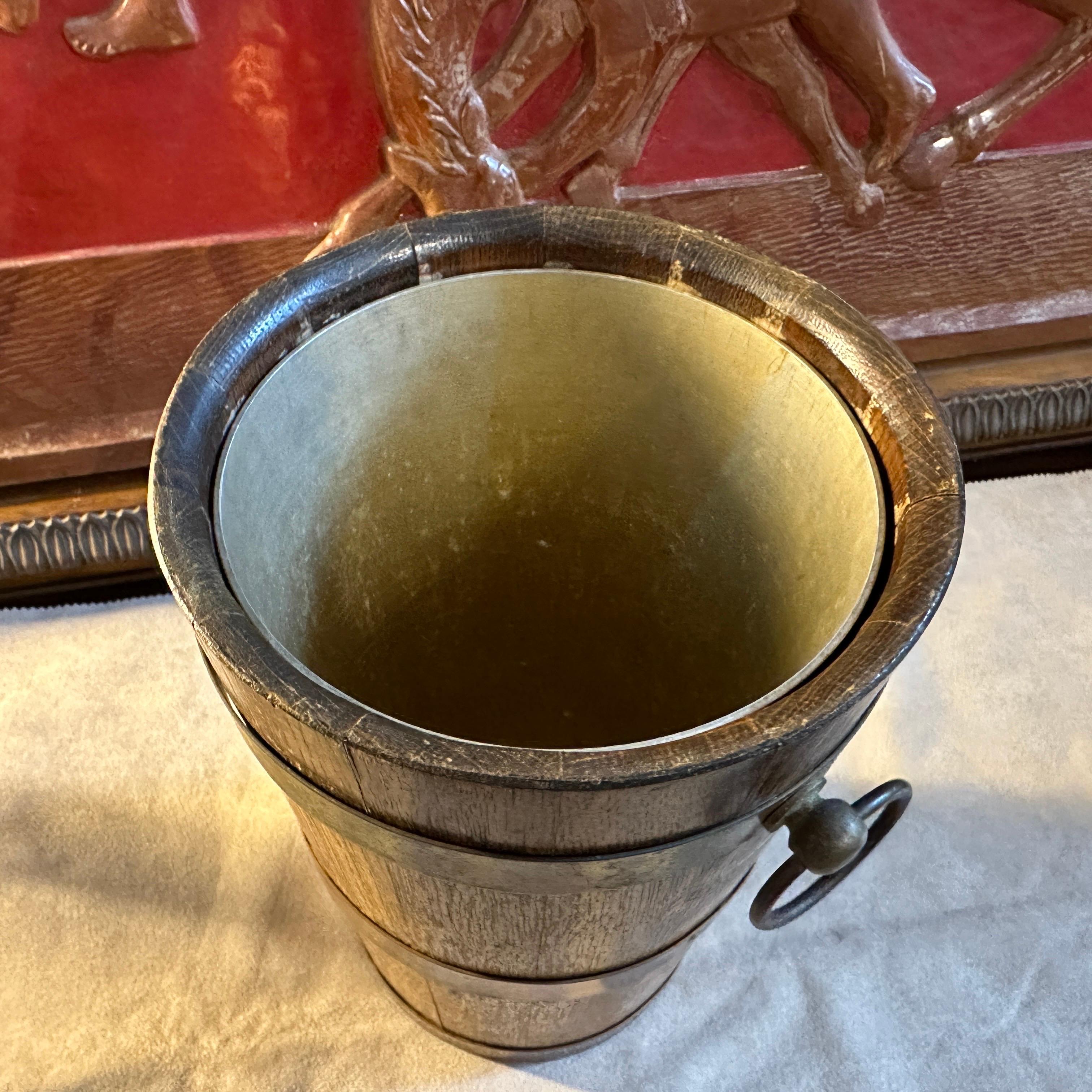 1940s Art Deco Oak Wood and Copper French Wine Cooler by Geraud Lafitte In Good Condition For Sale In Aci Castello, IT